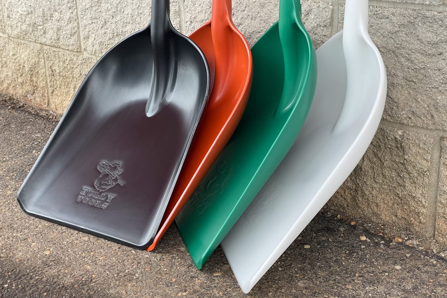 Bully Tools 42-Inch Heavy-Duty Poly Snow Shovel for Efficient Snow Removal, Mulch Cleaning, and Yard Maintenance - Rust-Resistant Design for All-Season Use
