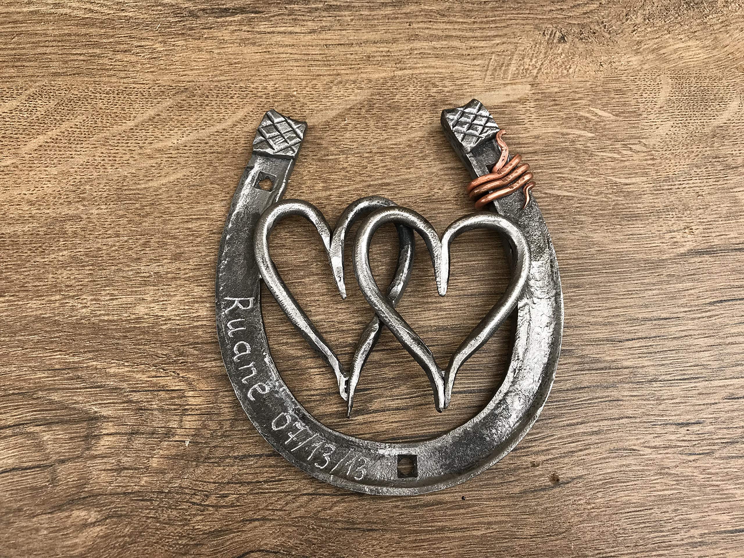 Handmade Iron Rose & Horseshoe Gift Set - Unique 6th Anniversary Gift for Her - Romantic Iron Themed Present for Wife - Perfect for Wedding Anniversaries, Valentine's Day & Home Decor