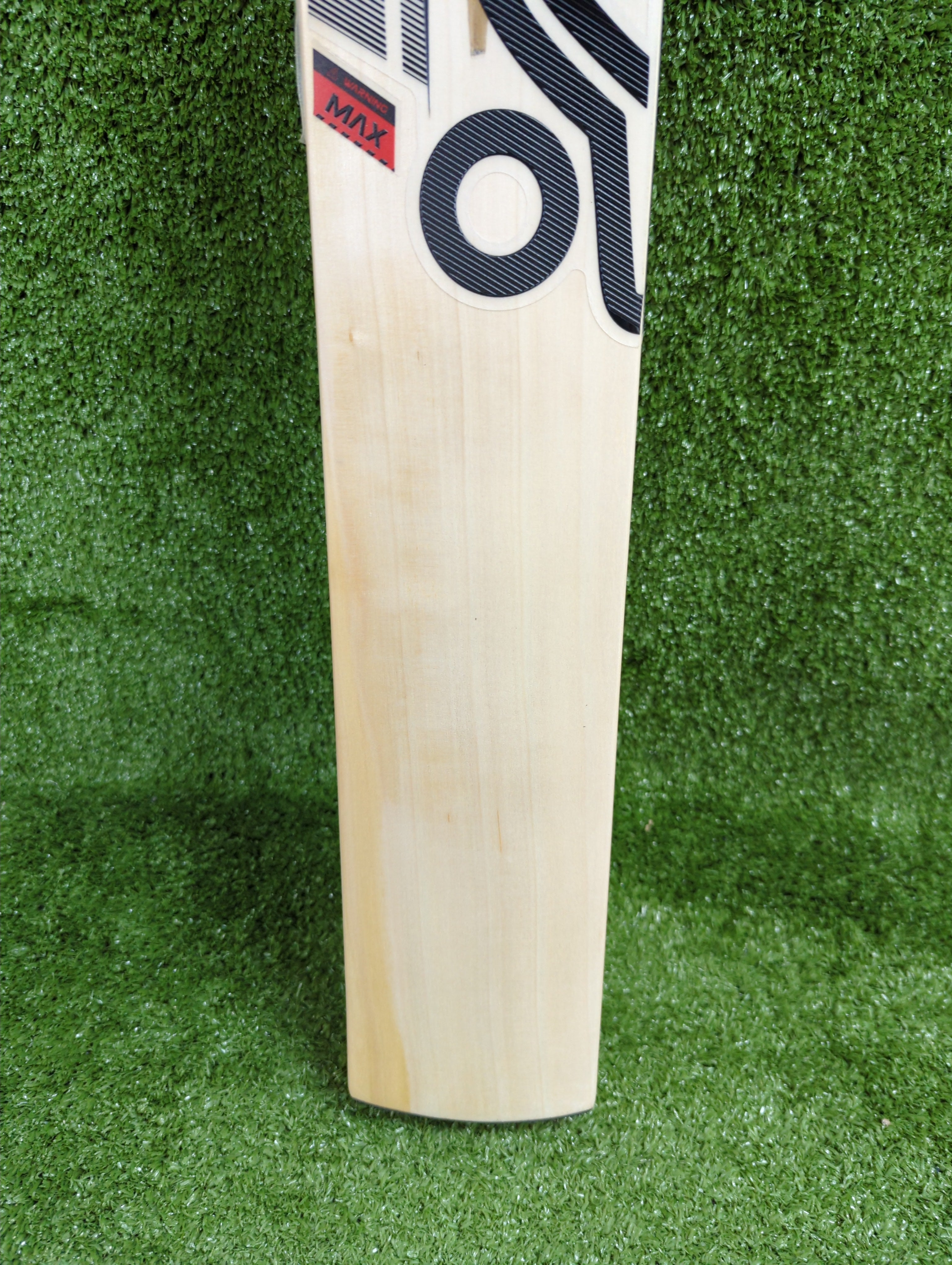 Kookaburra Stealth Max English Willow Cricket Bat - Premium Performance for Professional & Amateur Players - Perfect for Matches & Training Sessions