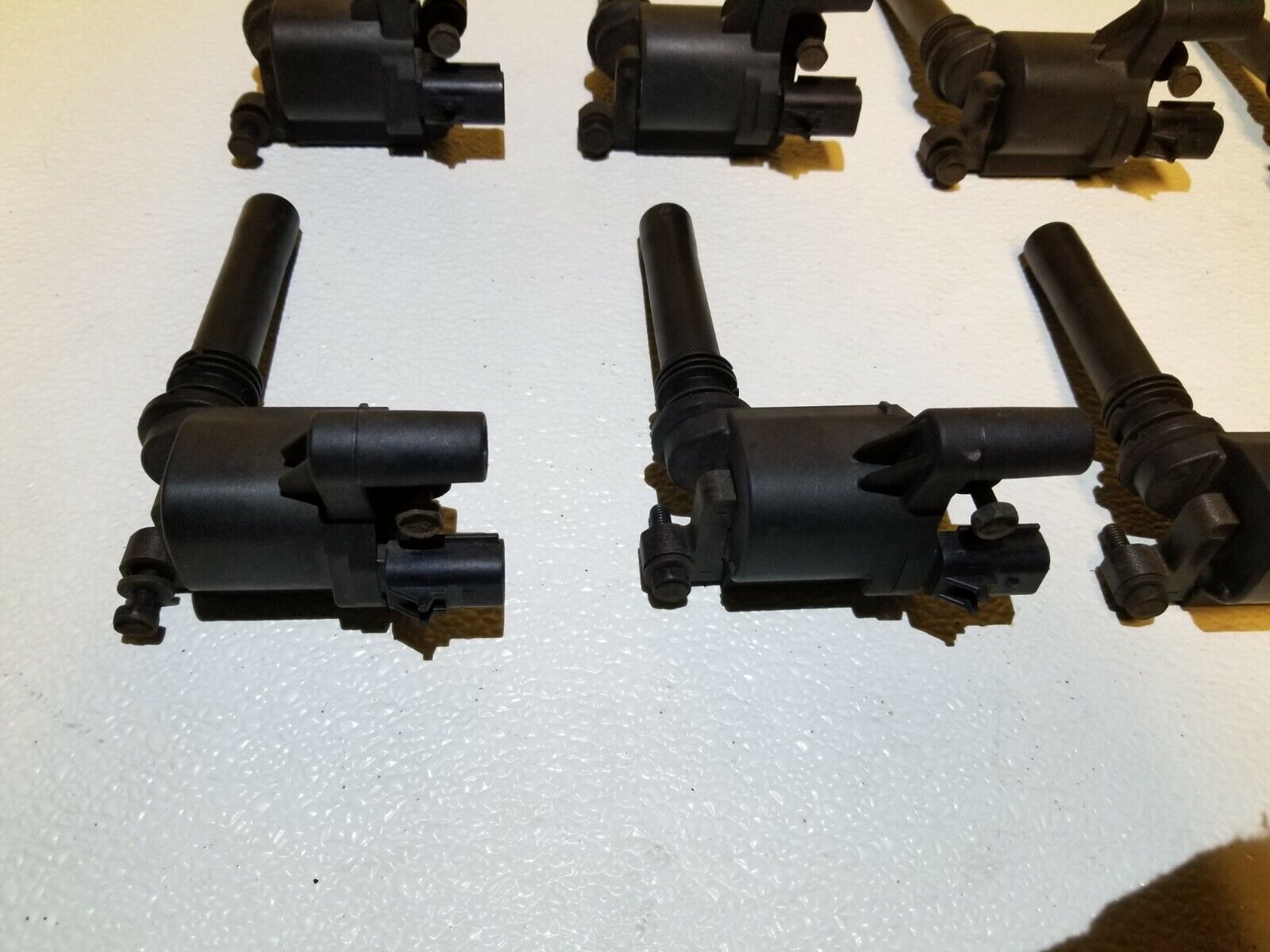 2005-2007 Dodge Magnum RT 5.7L HEMI Ignition Coil Set - 8 Pack OEM 56028394AD - Compatible with 2005-2007 Dodge Magnum RT 5.7L HEMI Engine - Perfect for Engine Tune-Ups & Performance Upgrades