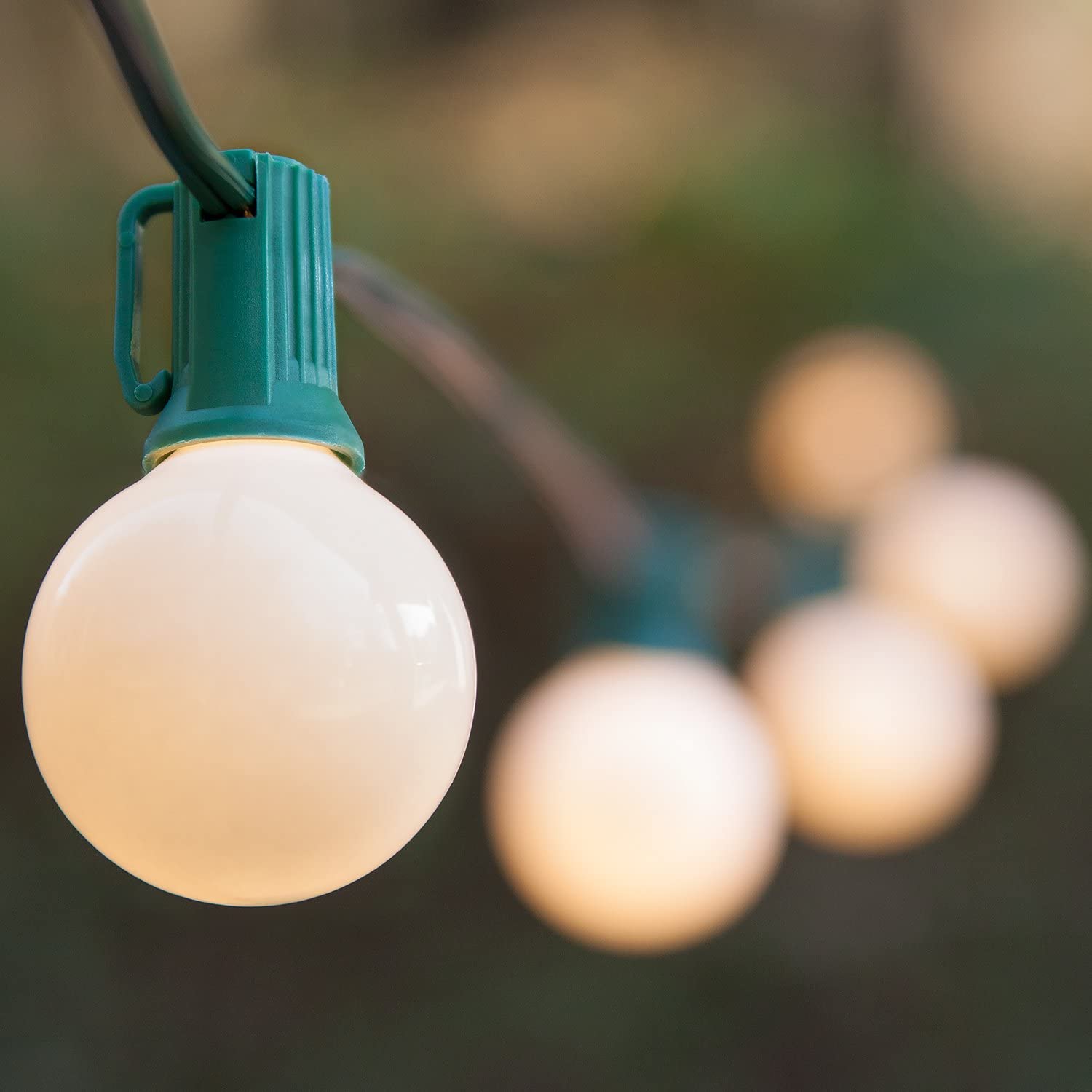 25 Ft White G40 Globe Patio String Lights with Green Wire - Outdoor Backyard & Garden Decorative Lighting - Opaque Glass Incandescent Bulbs, E12 Base - Perfect for Weddings, Parties, and Patio Ambiance