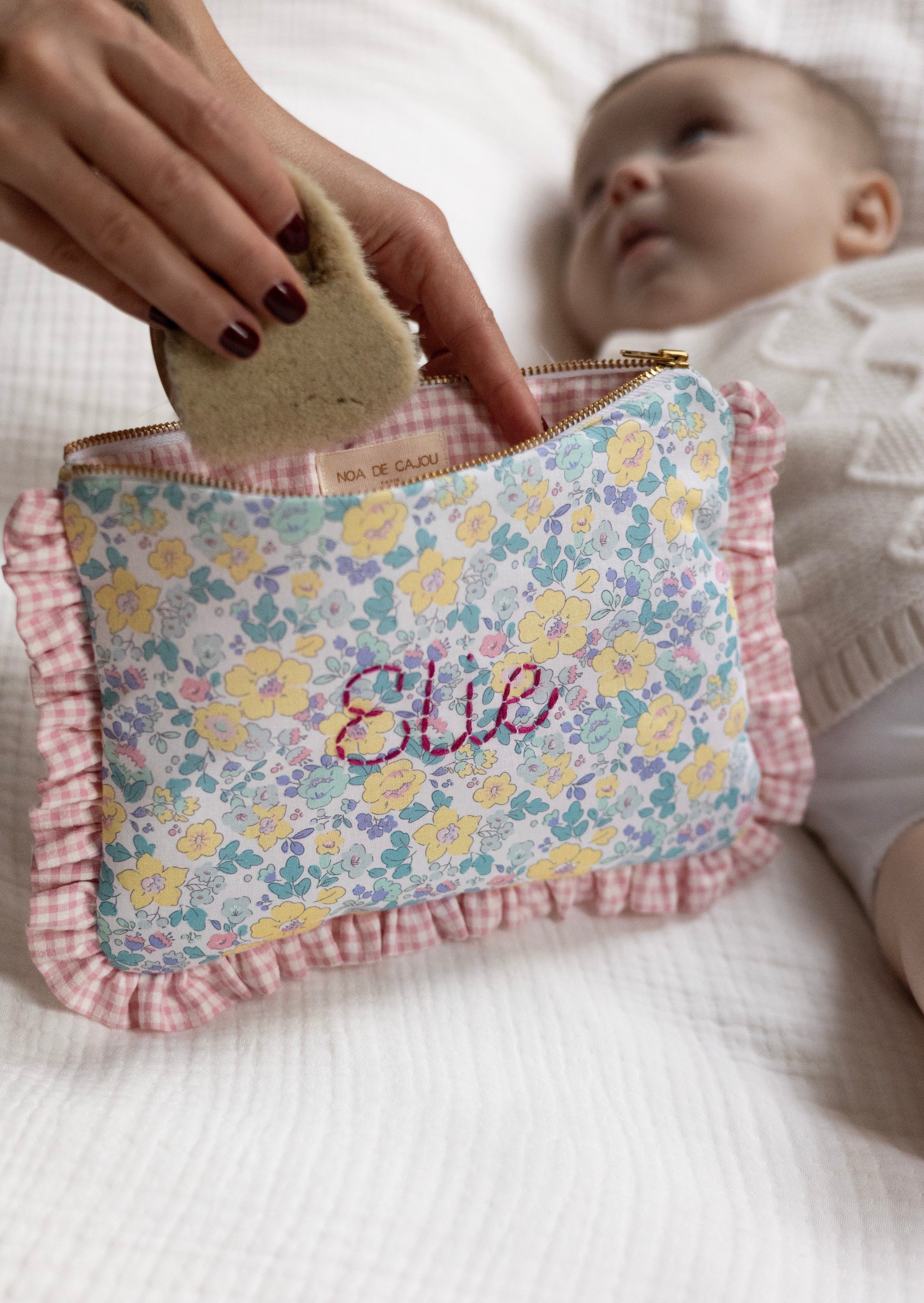 Summer Flowers Zipped Pouch - Cute & Stylish Cosmetic Bag for Women | Perfect for Makeup, Travel & Daily Essentials