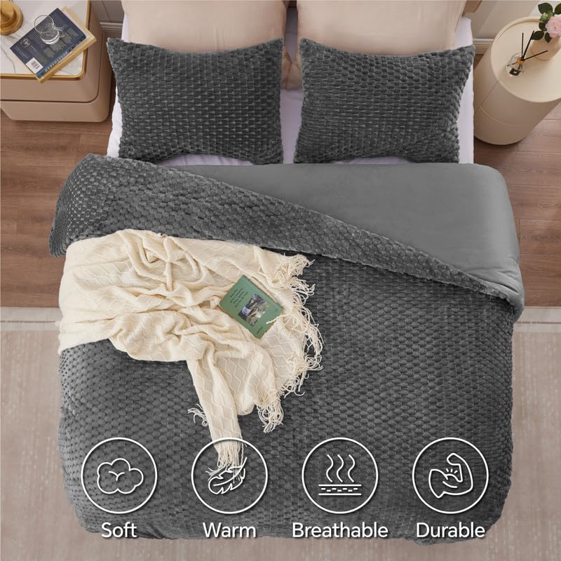 Luxury Fluffy King Comforter Set - Ultra Soft Fuzzy Brushed Plaid Pattern Bedding Set with Velvet Finish, Grey Winter Comforter 3-Piece Set for Cozy Bedroom Decor | Perfect for Master Bedroom, Guest Room & Cold Weather Comfort