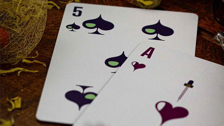 Premium Lavender Scented Playing Cards - Elegant Design for Poker, Magic Tricks & Game Nights - Perfect for Gifts, Travel & Relaxation