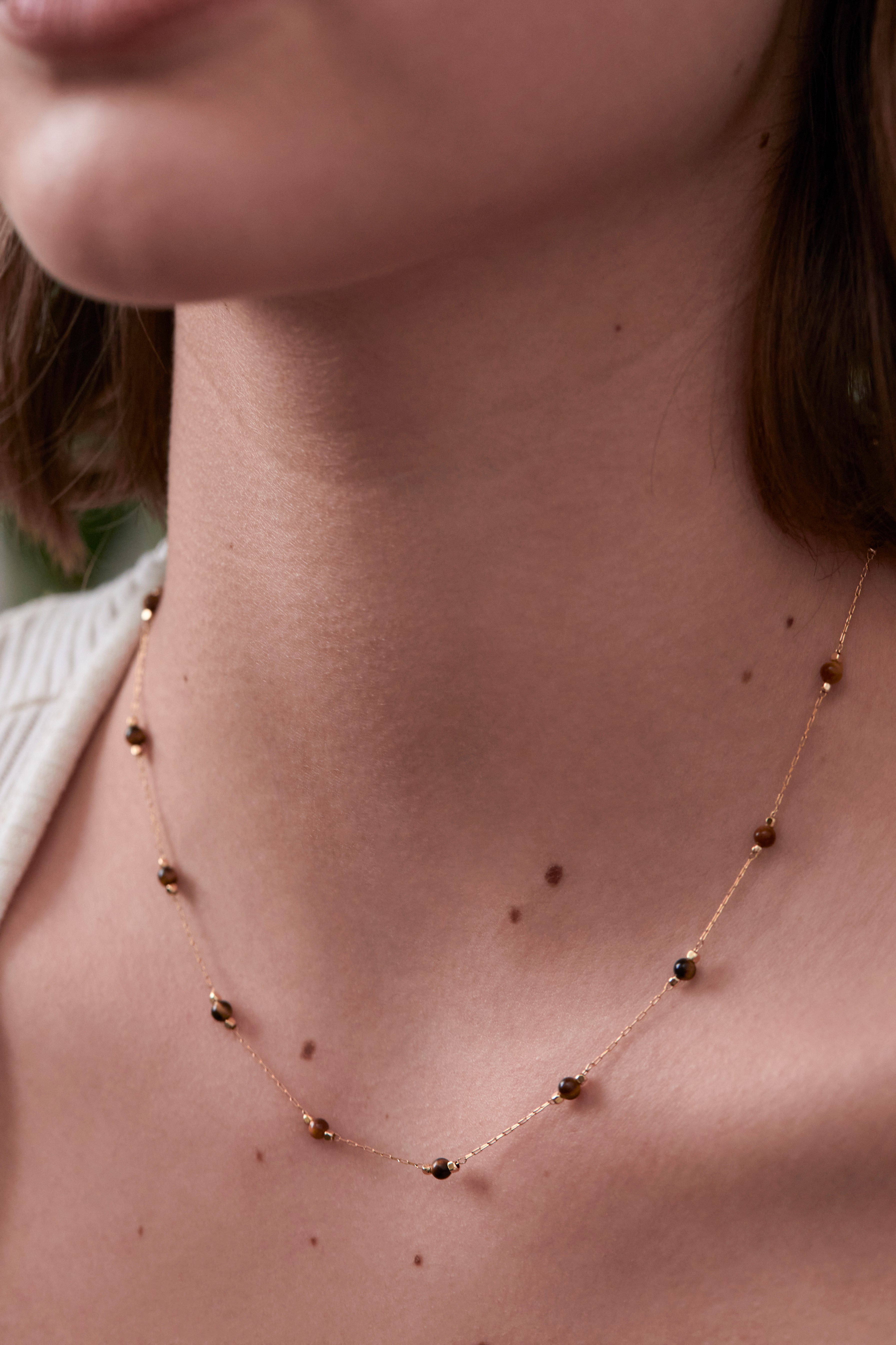 Healing Tigers Eye Gemstone Bead Necklace for Women - Natural Stone Jewelry for Stress Relief & Positive Energy - Perfect for Meditation, Yoga & Spiritual Healing