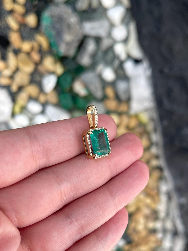 1.90tcw 14K Gold Natural Emerald & Diamond Pendant Necklace - Elegant Green Gemstone Jewelry for Women, Perfect for Weddings, Anniversaries & Special Occasions