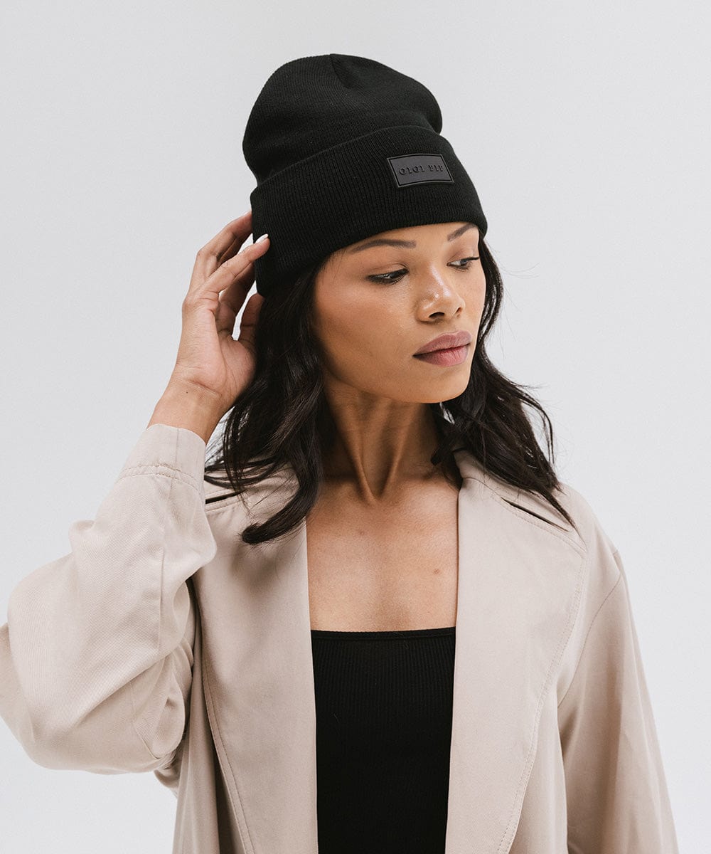 Stylish Pip Knit Beanie for Men & Women - Warm Winter Hat for Outdoor Activities, Hiking, and Casual Wear