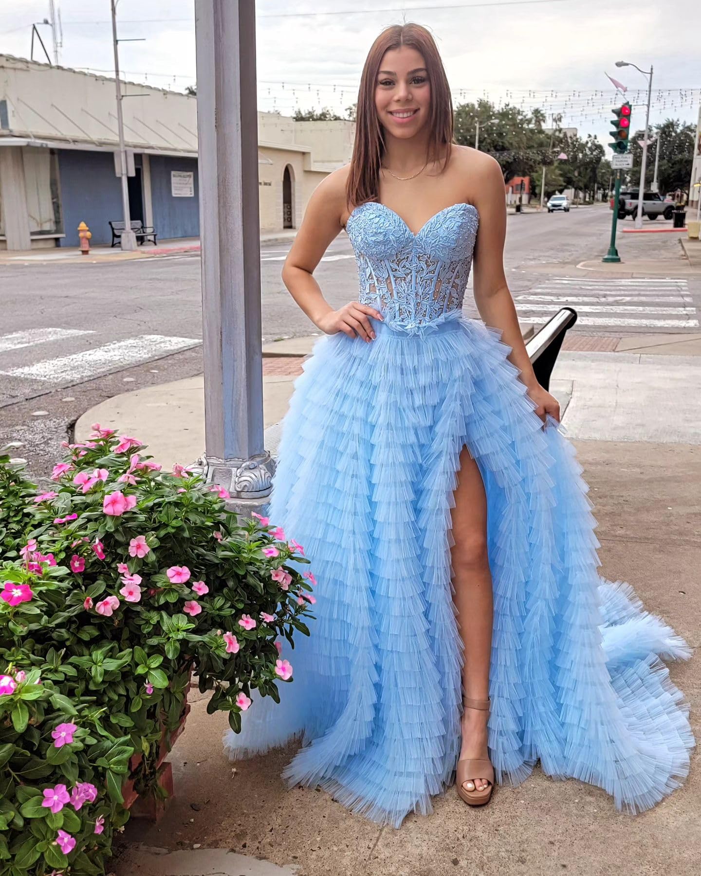 2024 Women's Elegant Strapless Prom Dress with Tiered Ruffles & High Slit - Perfect for Formal Dances, Evening Parties & Special Occasions