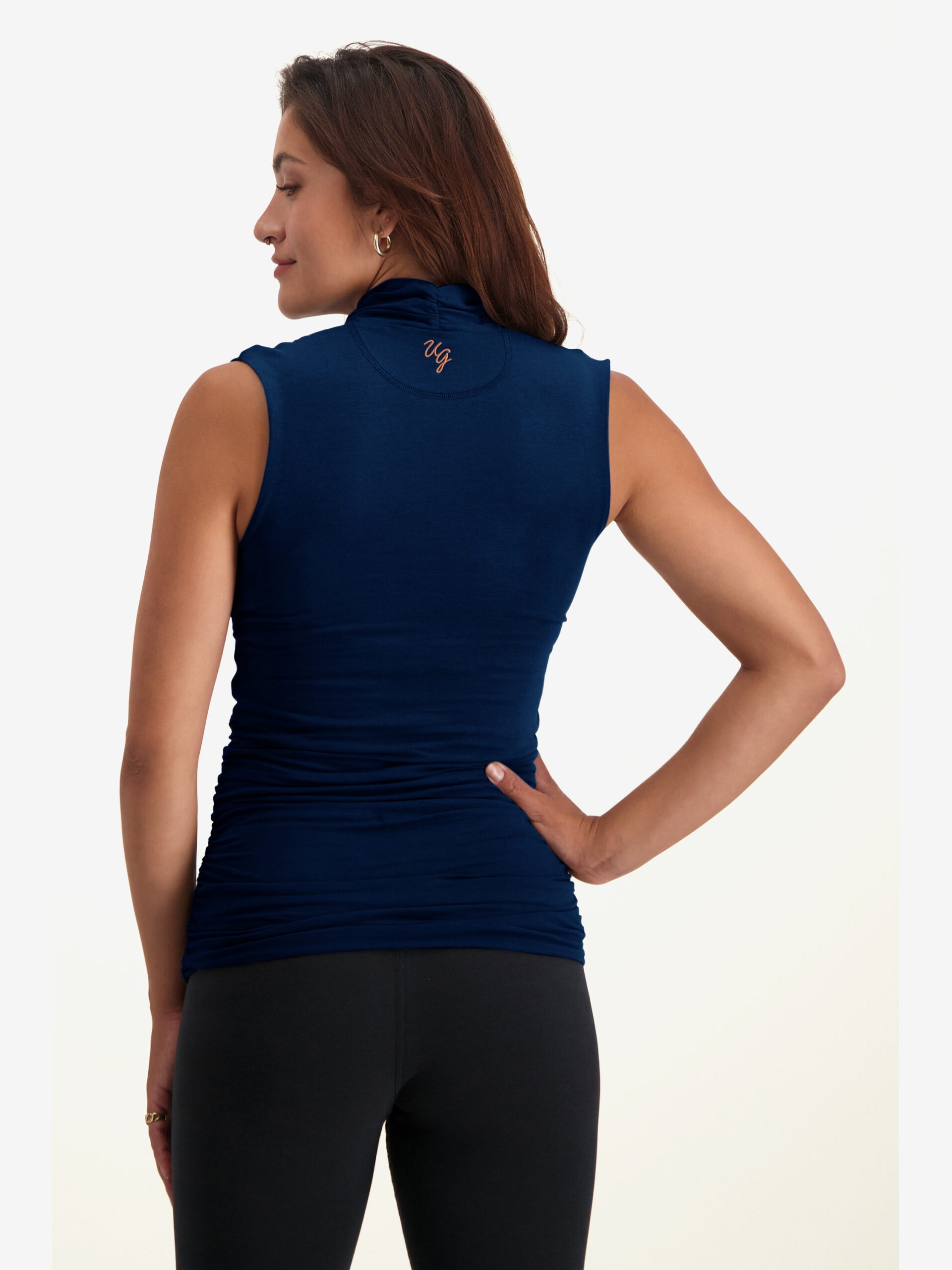 Urban Goddess Good Karma Yoga Top - Midnight Blue - Breathable & Stretchy Workout Shirt for Women - Perfect for Yoga, Pilates & Gym