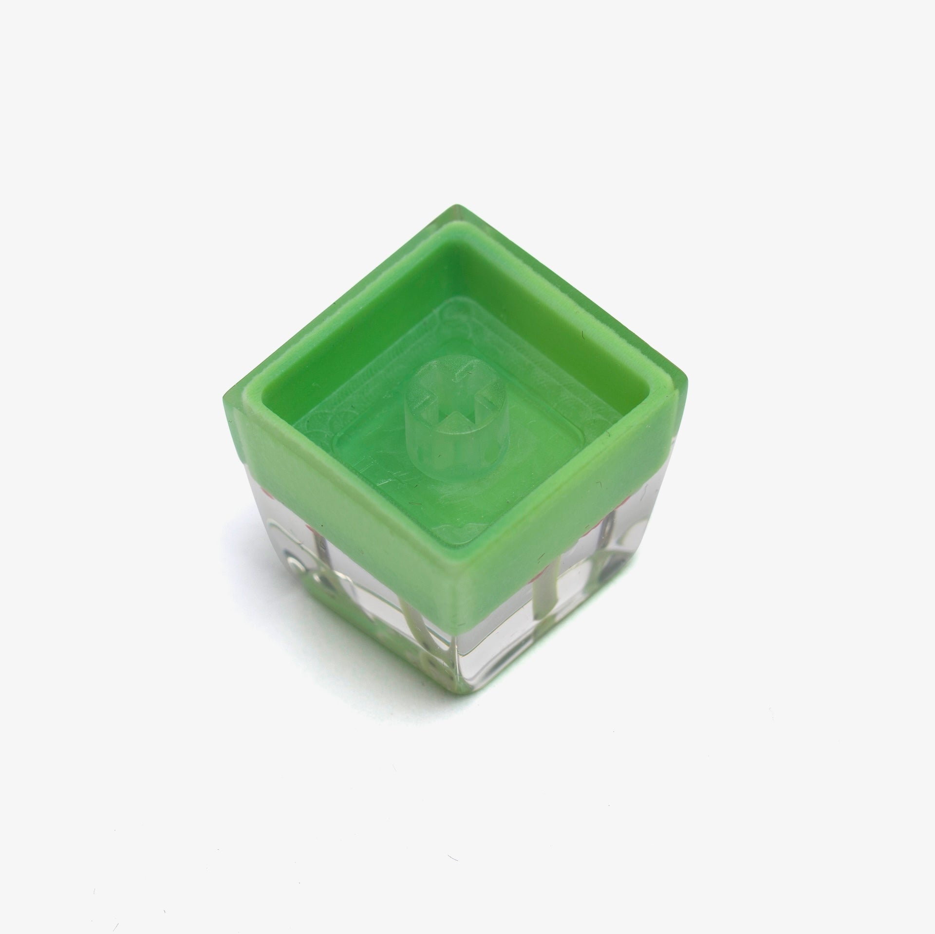 Apex Legends™ Higround Artisan Keycap - Nessie Design for Mechanical Keyboards | Perfect for Gaming & Typing Enthusiasts