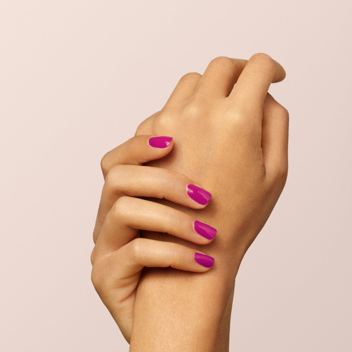 Green Flash Gel Polish Armeria - Long-Lasting UV/LED Nail Polish for Salon & Home Manicures - Perfect for Nail Art, Parties & Special Occasions