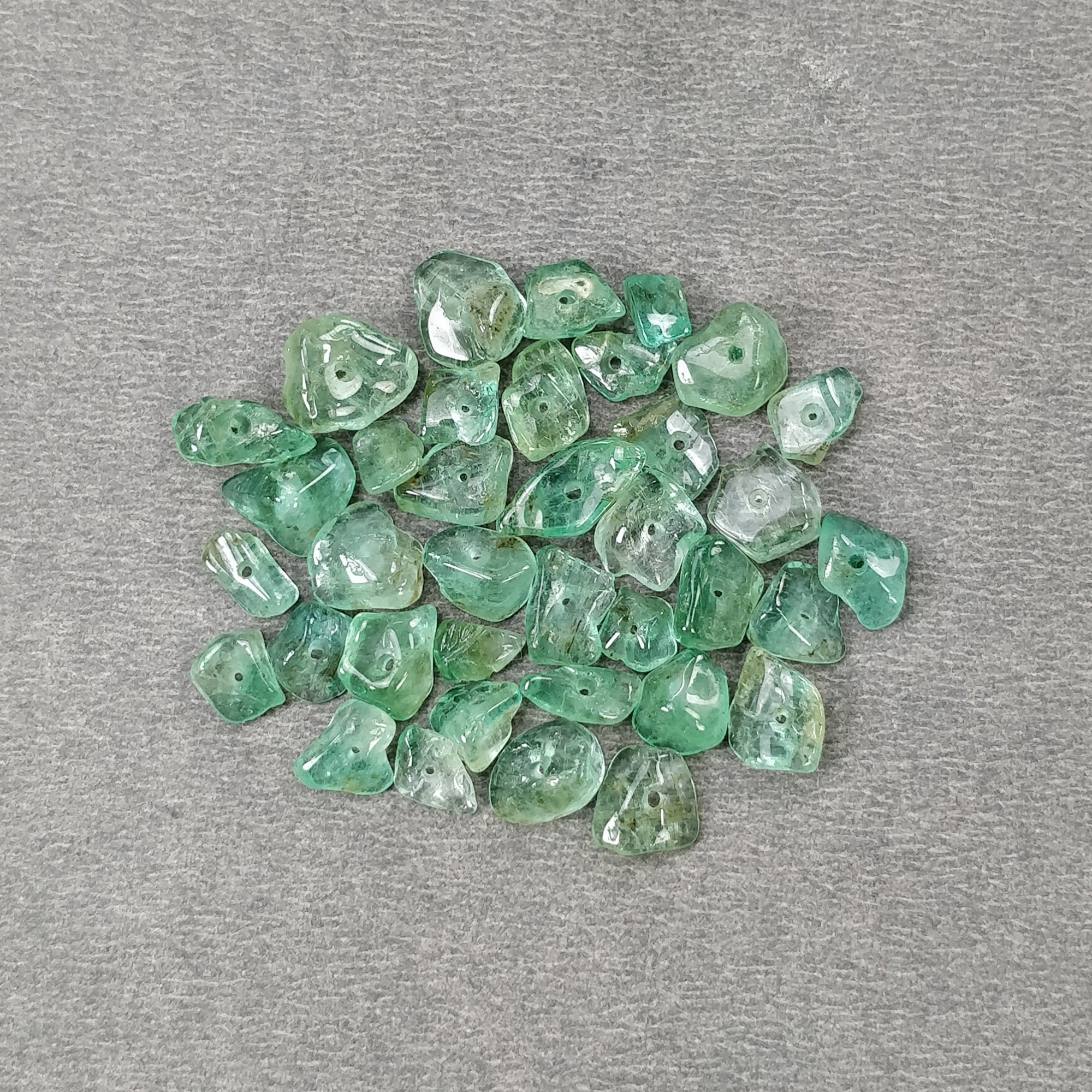 Natural Colombian Emerald Loose Beads - 28.85cts Untreated Green Emerald Gemstone Nuggets (6x4mm to 9x7mm, 37pcs) for Jewelry Making, DIY Crafts & Beading Projects
