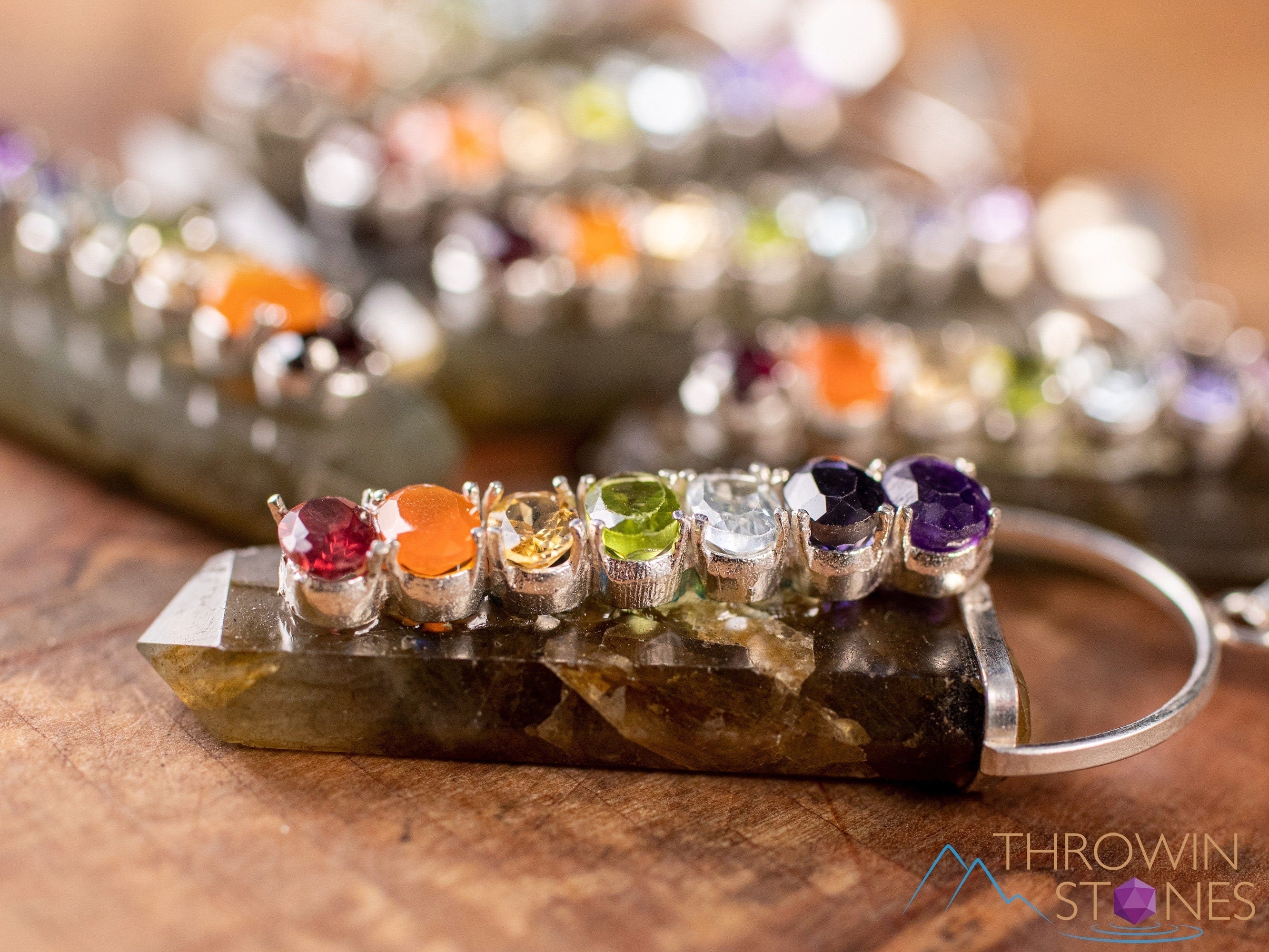 Handmade Chakra Crystal Pendant Necklace for Women - Labradorite or Fluorite Stone with Crystal Points | Spiritual Healing Jewelry | Perfect for Meditation, Yoga & Energy Balancing