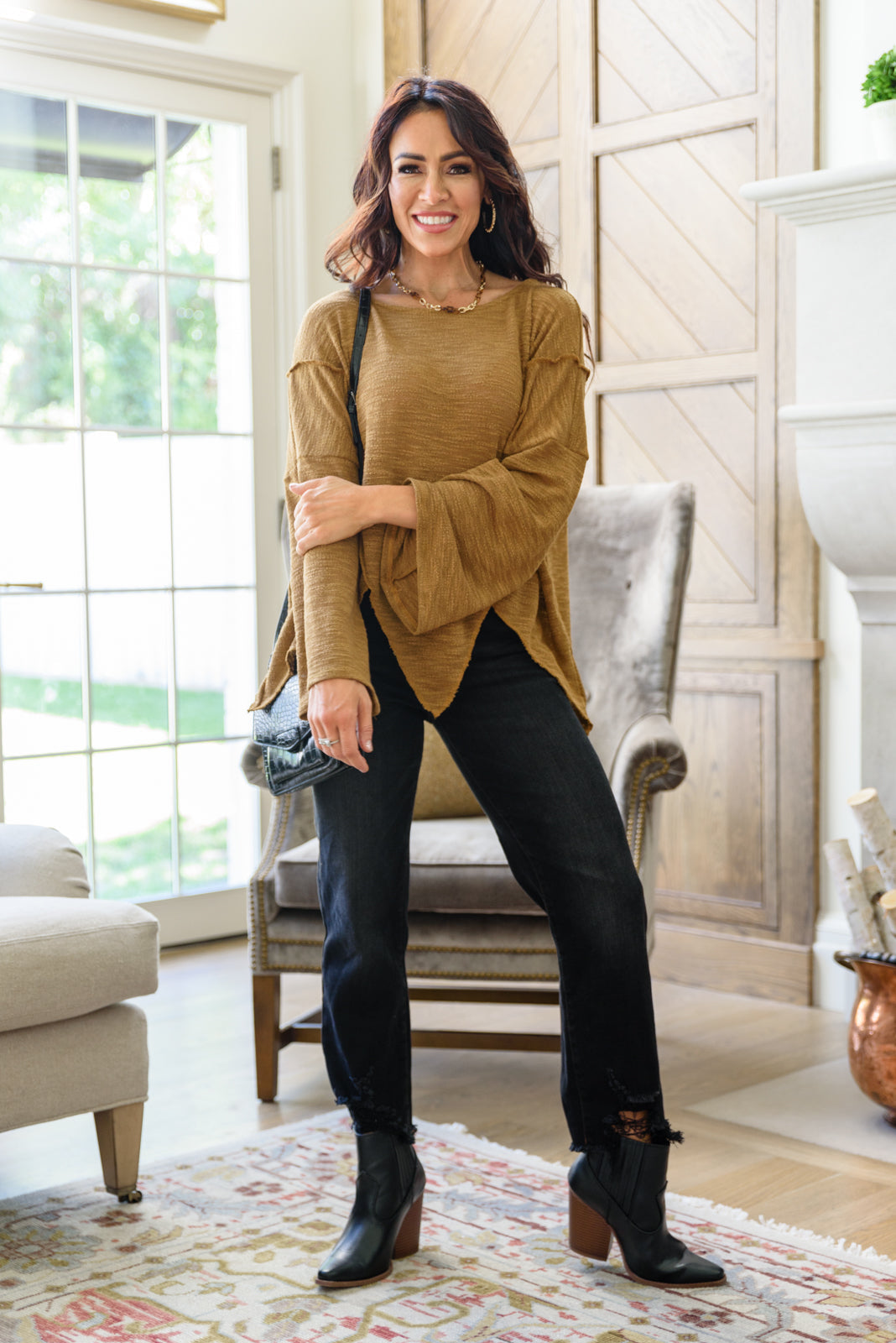 Stylish Lightweight Sweater for Women - Soft Comfortable Knit Pullover - Perfect for Casual Outfits, Office Wear & Fall Layering