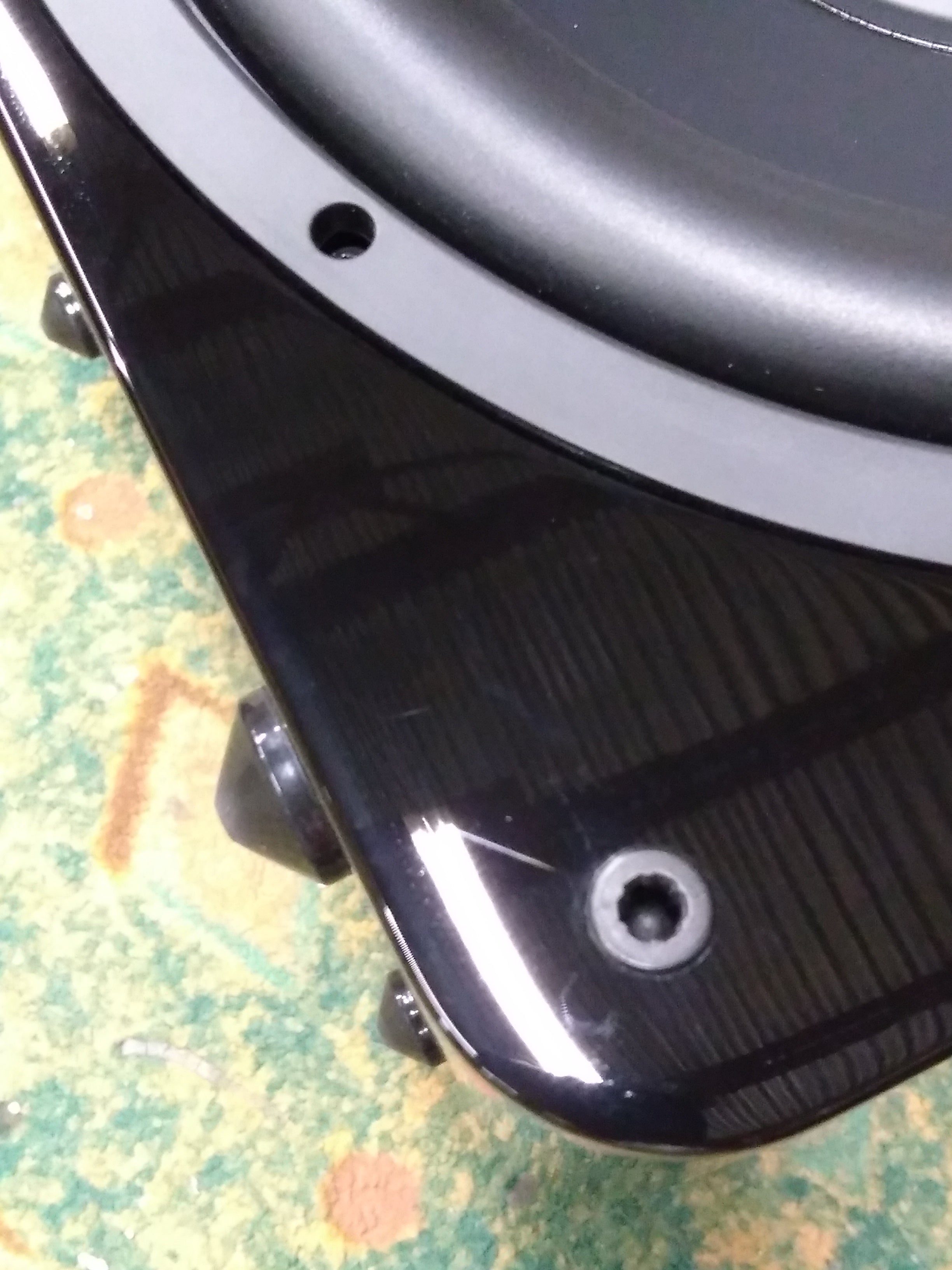 SB 1000 High Gloss Piano Finish Power Outlet 2134 - Perfect for Home, Office, and Studio Electrical Installations