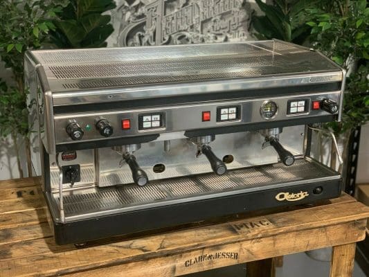 Astoria Argenta 3 Group Commercial Espresso Machine - Professional Coffee Maker for Cafes & Restaurants | Perfect for High-Volume Brewing & Latte Art