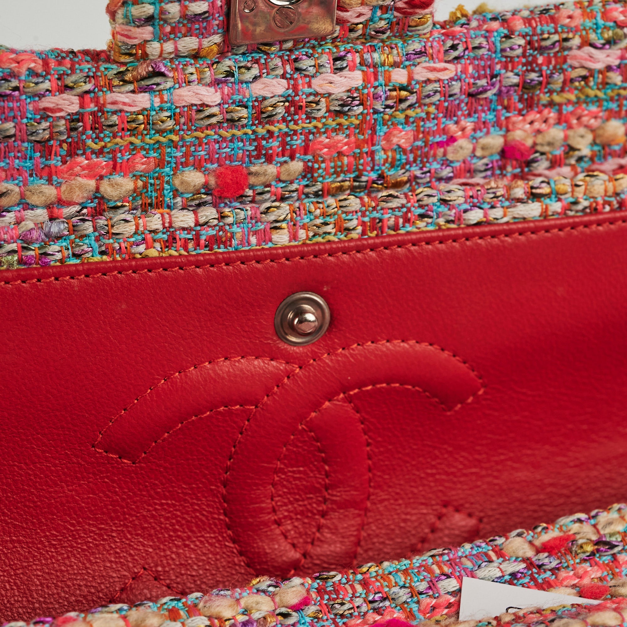 Chanel M/L Tweed Classic Flap Bag Series 14 - Luxury Designer Handbag for Women, Perfect for Parties, Dating & Special Occasions