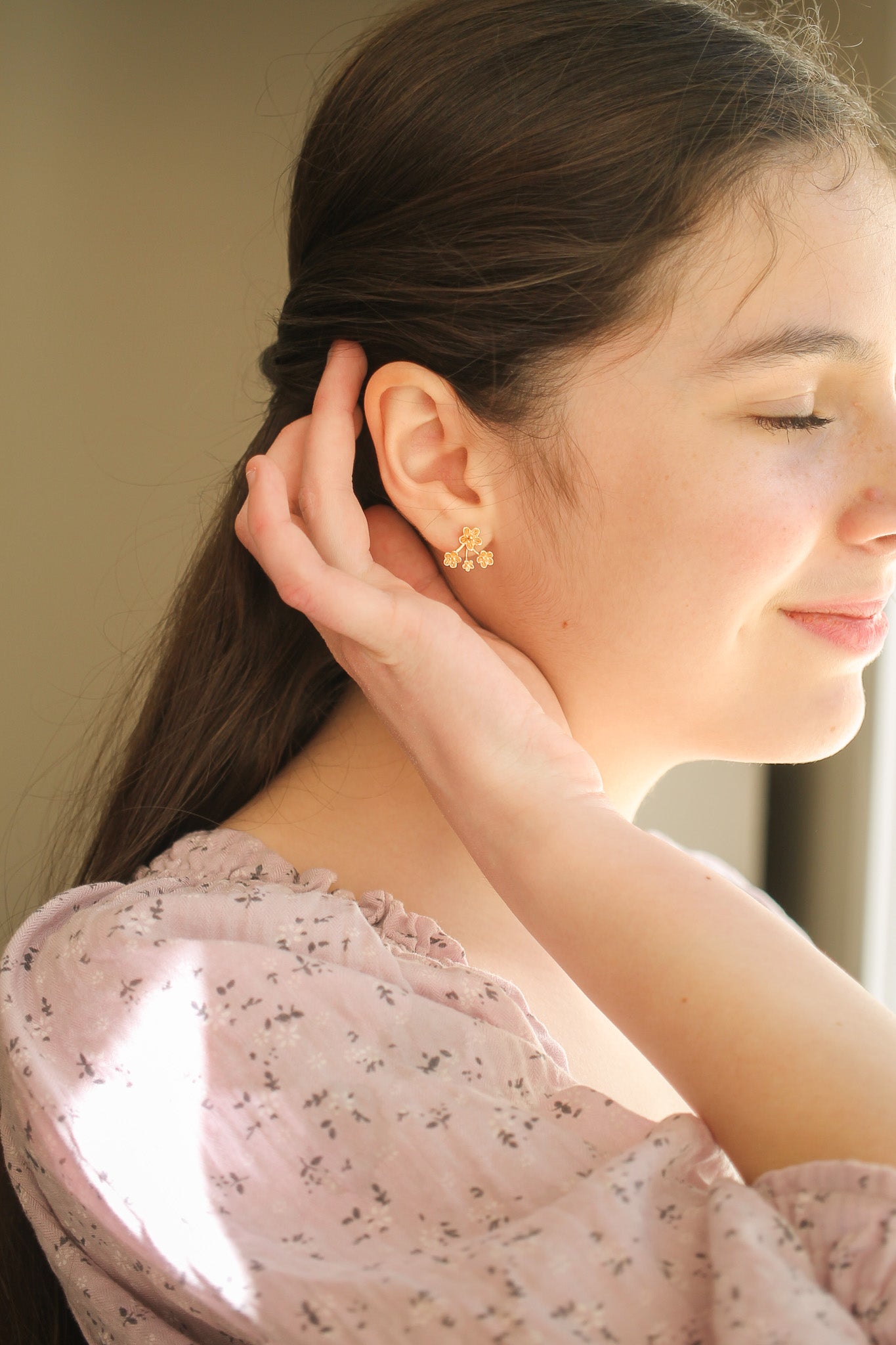 14K Gold Azalea Flower Stud Earrings for Women - Elegant Floral Jewelry Gift for Birthday, Anniversary & Valentine's Day