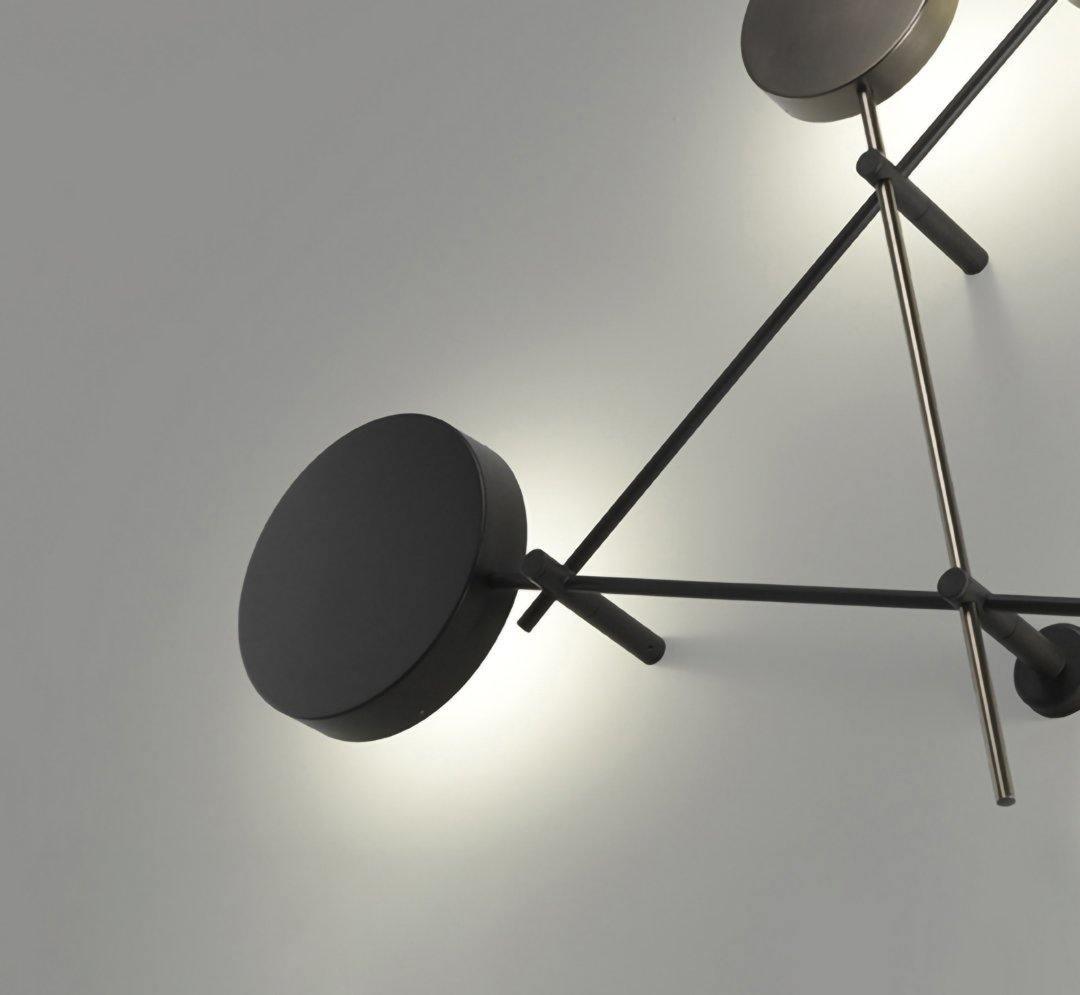Lride Modern Wall Lamp - Sleek LED Sconce Lighting for Bedroom, Living Room & Hallway - Energy Efficient Indoor Wall Light Fixture (Black) - Perfect for Ambient, Accent & Decorative Home Lighting
