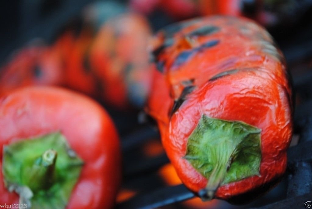 Organic Chervena Chushka Sweet Pepper Seeds - Heirloom Bulgarian Non-GMO Variety (30 Seeds) for Home Gardening, Cooking & Canning - Perfect for Salads, Roasting & Mediterranean Dishes