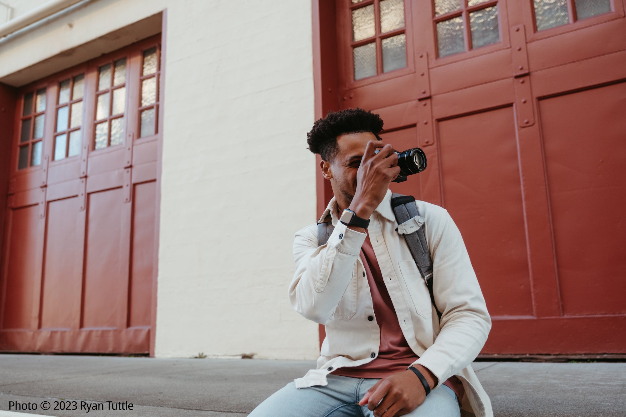 Fujifilm X-S20 Mirrorless Digital Camera with 26.1MP APS-C Sensor, 5-Axis IBIS & 4K Video - Perfect for Travel, Vlogging & Photography Enthusiasts