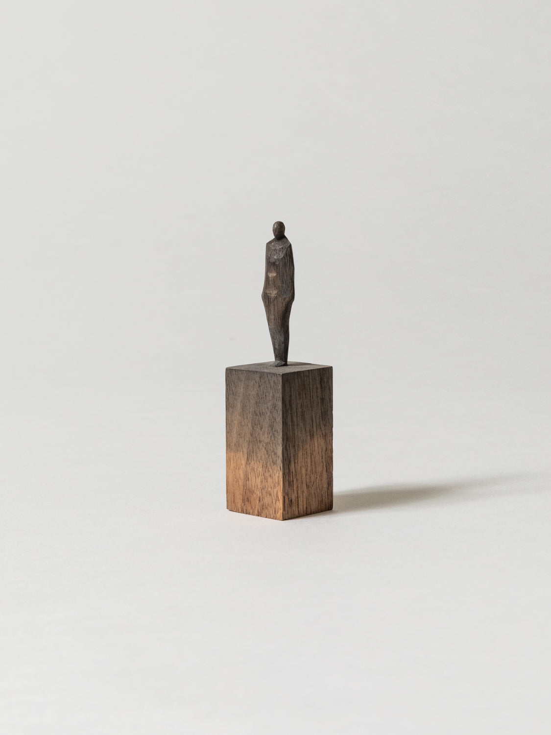 Handcrafted Wooden Statuette - Premium Stained Wood Art Decor for Home & Office | Unique Gift Idea for Holidays & Special Occasions