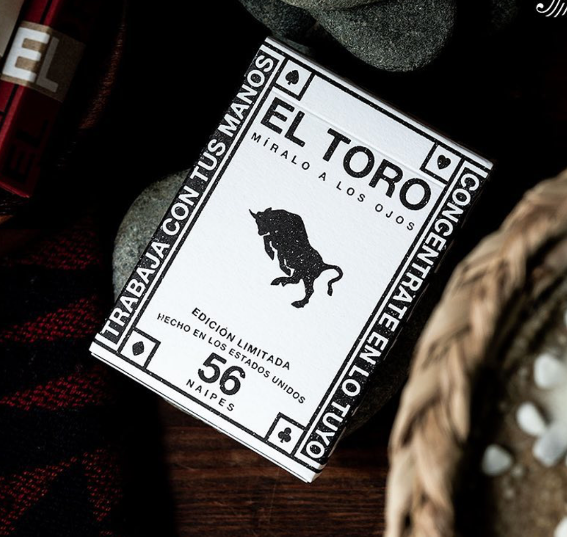 El Toro Premium Playing Cards - High-Quality Poker Cards for Magic Tricks, Card Games & Collectibles - Perfect for Poker Nights, Casino Parties & Family Gatherings