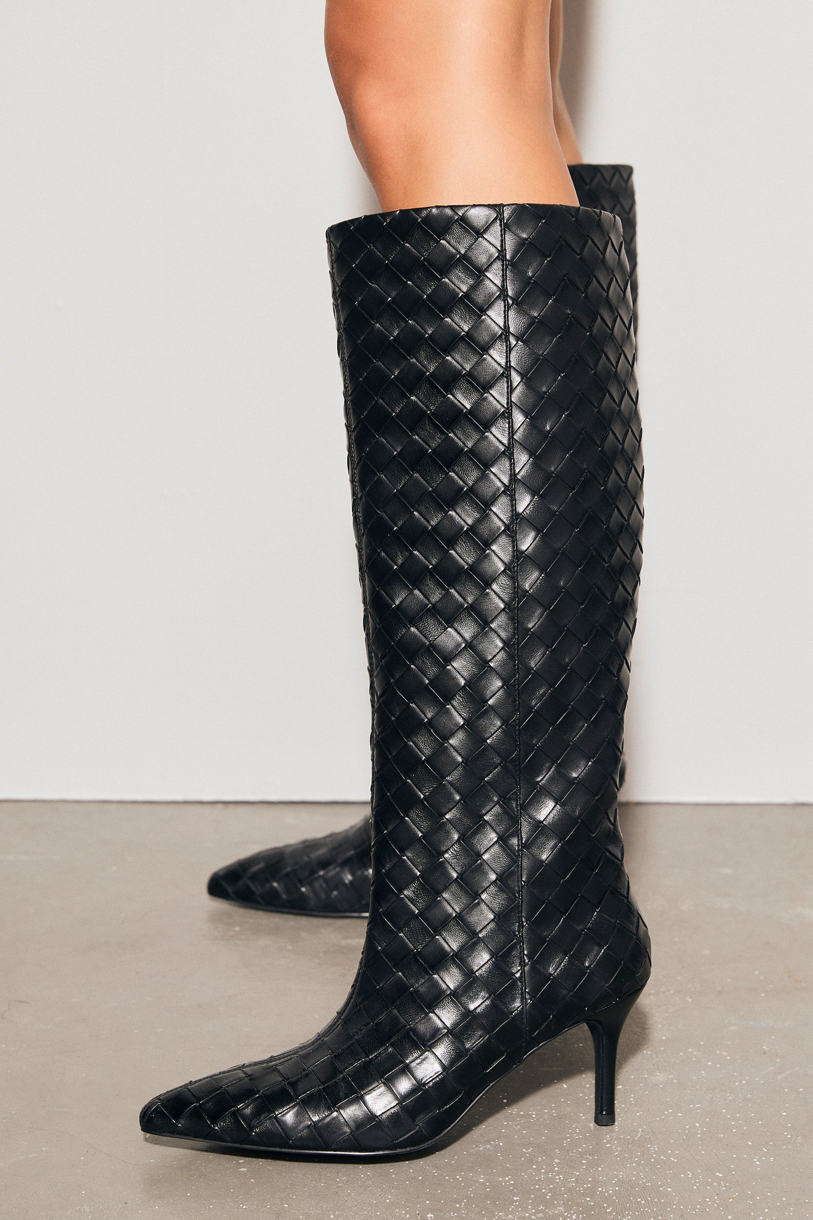 THE SEREN Black Crosshatch Boots - Waterproof Ankle Boots for Women, Fashionable & Comfortable - Perfect for Hiking, Walking & Outdoor Adventures