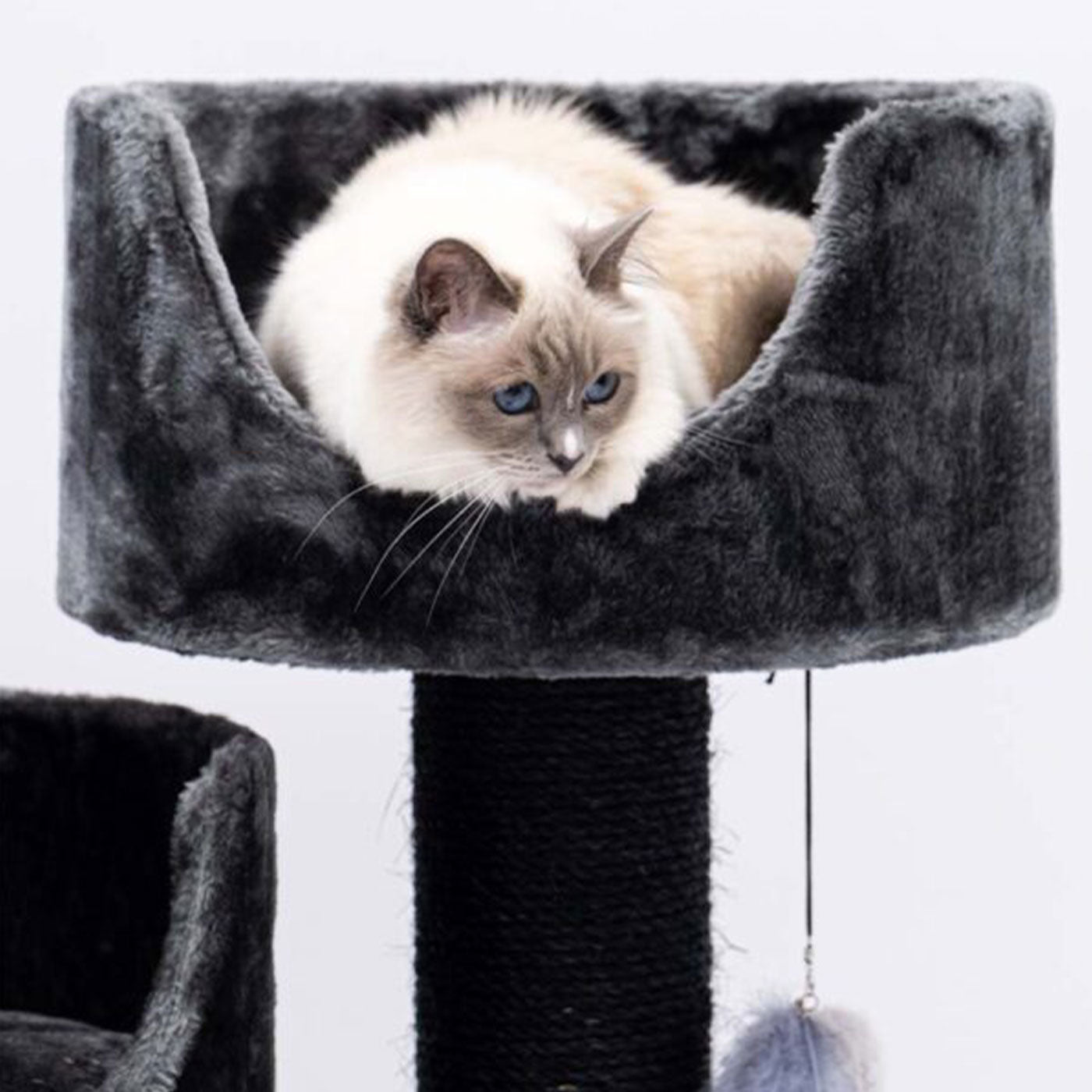 Kings & Queens Victoria 125cm Cat Tree - Premium Tall Cat Tower with Scratching Posts & Perches for Indoor Cats - Perfect for Play, Rest & Climbing in Home or Apartment