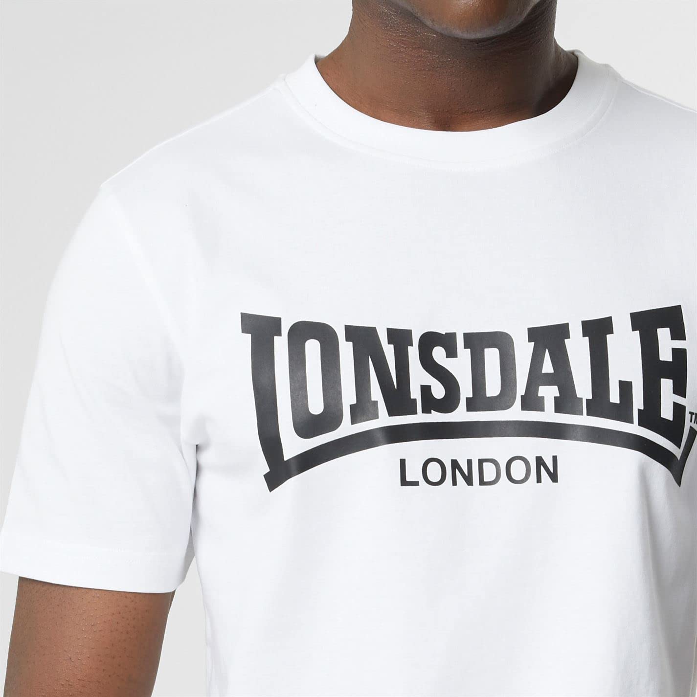 Lonsdale Men's Essentials Logo T-Shirt - Casual Sporty Cotton Tee for Gym, Workout & Everyday Wear - Breathable Comfort Fit for Active Lifestyle