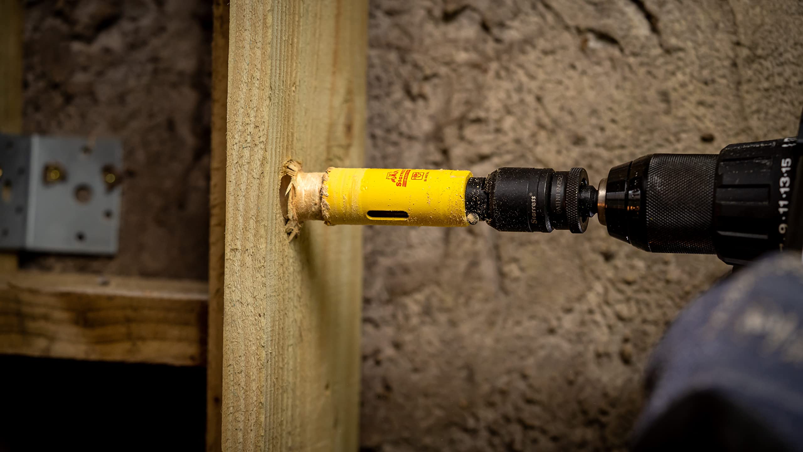 Starrett DCH1116 Deep Cut Hole Saw - 43mm Heavy Duty Bi-Metal with Extra Cobalt HSS Teeth - Cuts Metal, Wood, Cast Iron, Fiberglass & Plastic - Perfect for Plumbing, Electrical Work & DIY Projects