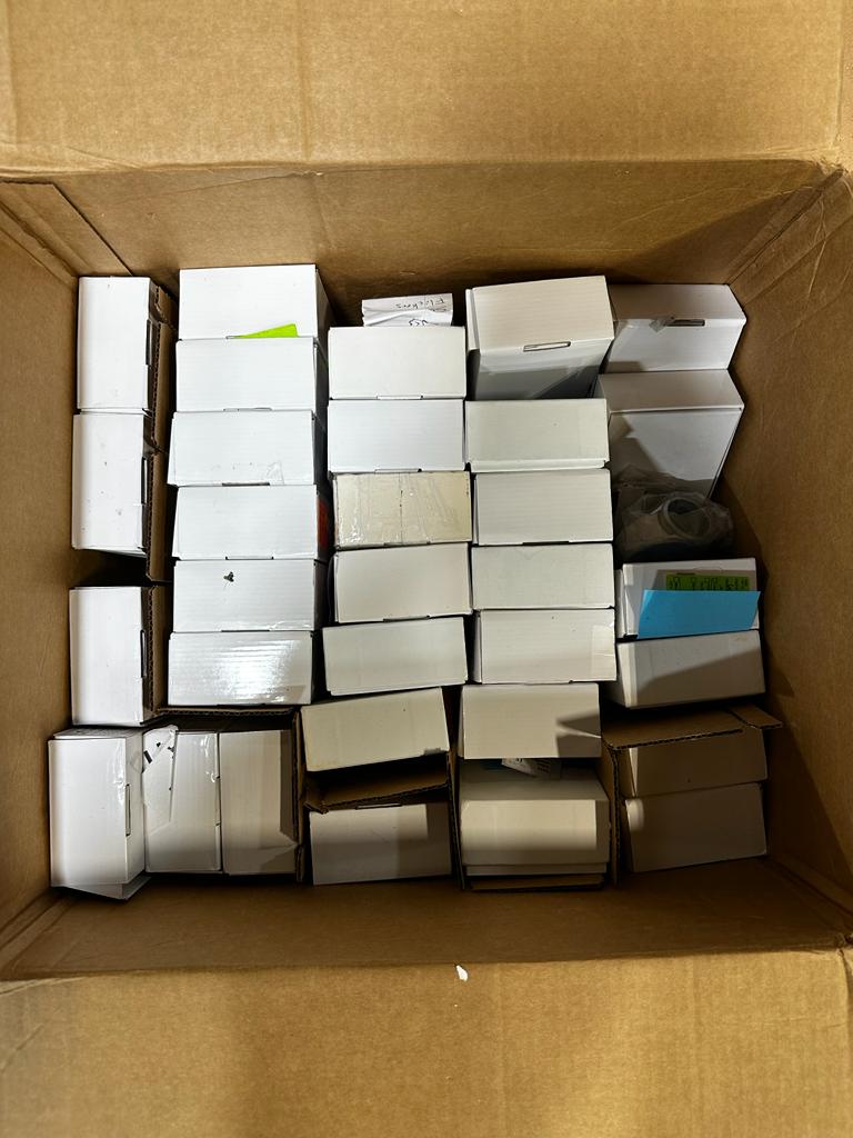34 Units Mixed Samsung Watches for Parts - Non Functional Black Smartwatch Lot (Diagnosed for Repair) - Perfect for Repair Shops, DIY Projects & Spare Parts