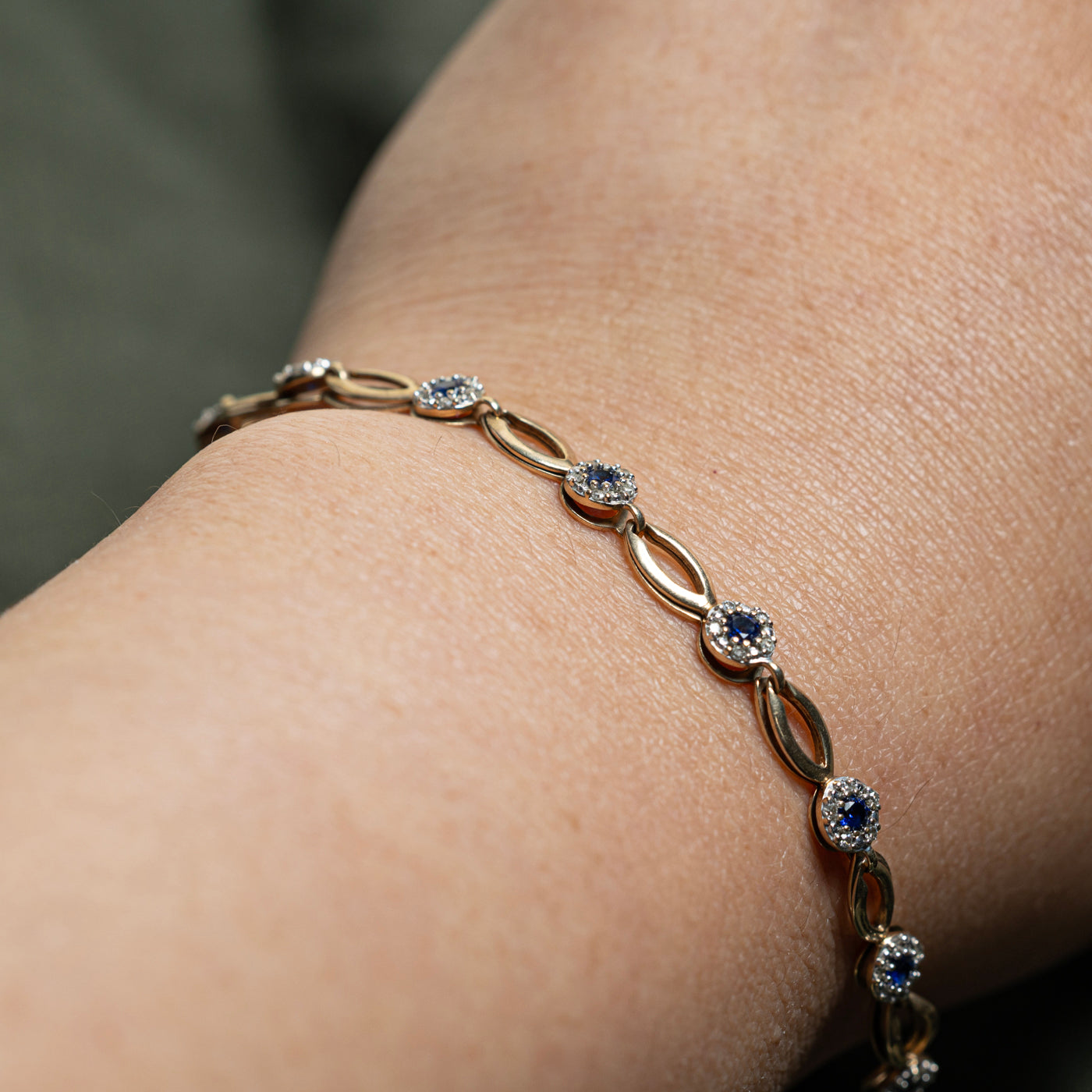 Blue Sapphire & Diamond Halo Bracelet - 0.30ctw Sapphire & 0.80ctw Diamond - 7.5