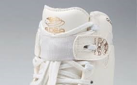 Edea Ice Skating Boots with Lace Straps - Comfortable & Secure Fit for Figure Skating & Training - Perfect for Beginners & Professionals