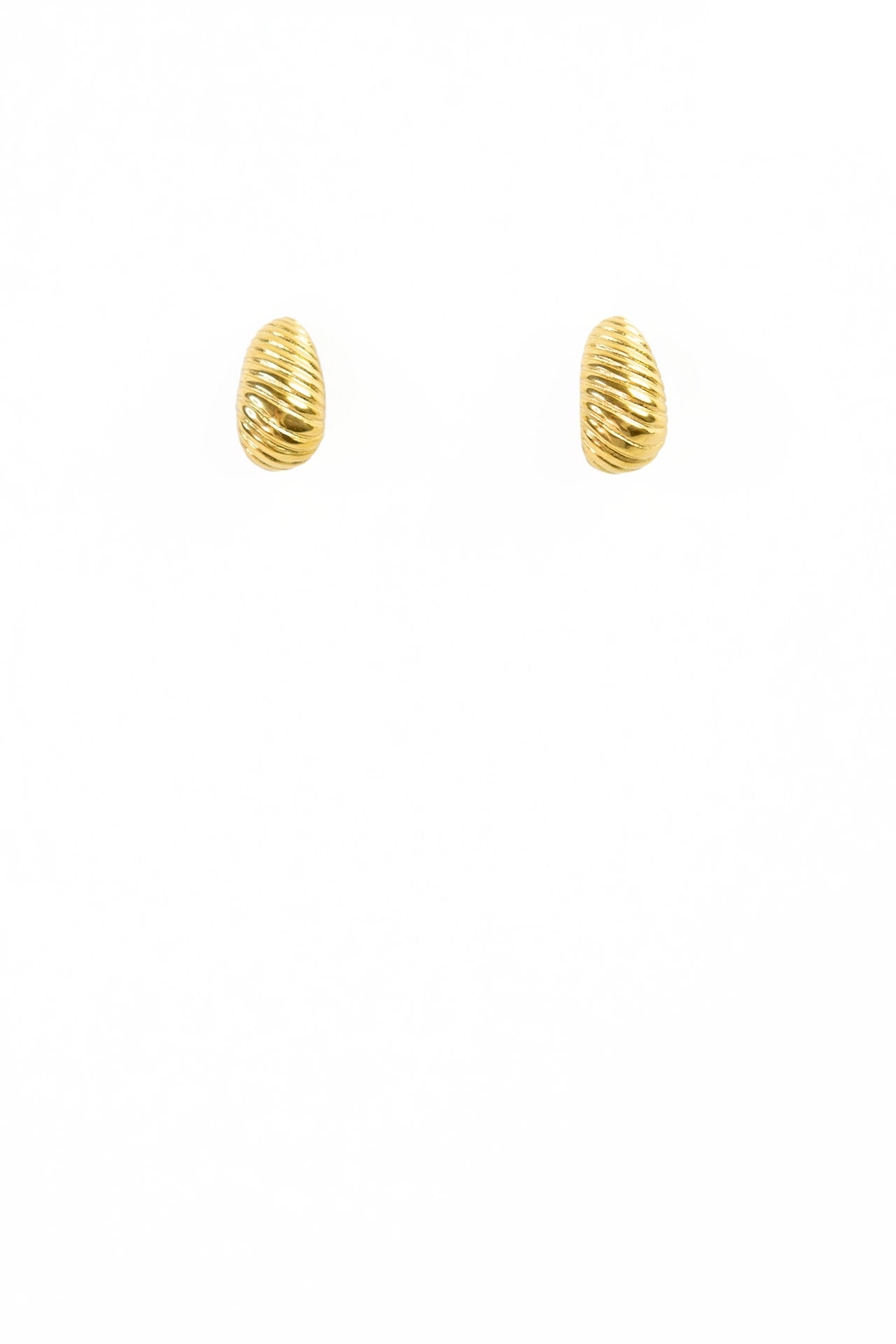 Reagan Vintage Ribbed Hoop Earrings for Women - 14K Gold Plated Retro Chunky Hoops - Perfect for Parties, Date Nights & Everyday Wear