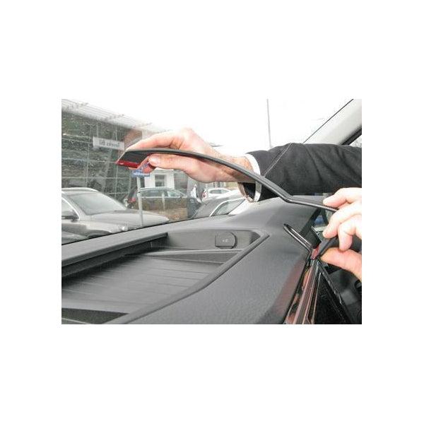 ClicOn No Holes Center Dash Mount for Volkswagen Amarok (2017-2023) - Secure Phone Holder for Hands-Free Navigation & Driving