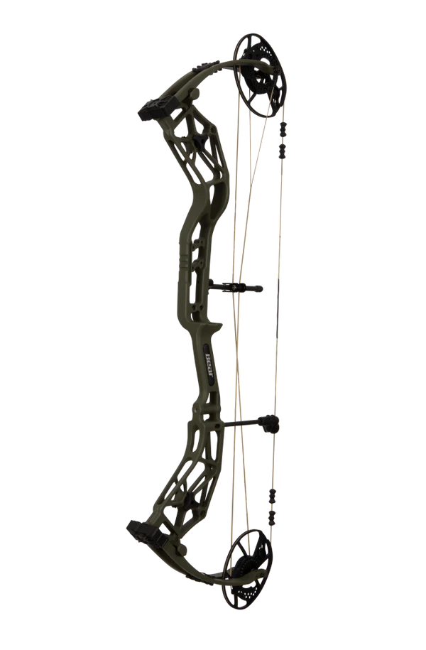 Bear Archery Alaskan XT Compound Bow - Right/Left Hand, Adjustable Draw Weight & Length for Hunting & Target Practice | Perfect for Beginners & Experienced Archers | Outdoor Sports & Backyard Training