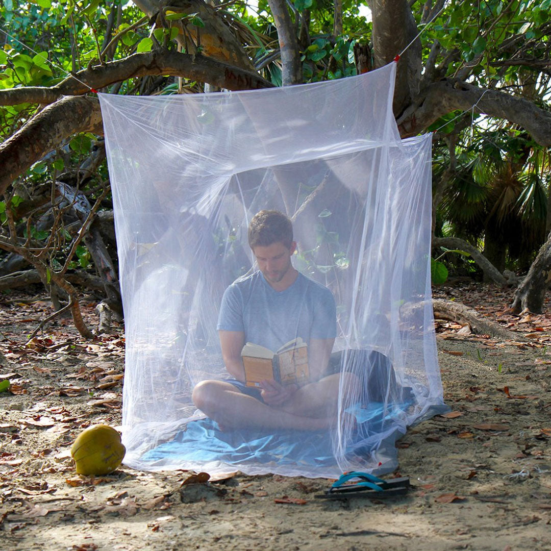 Lifesystems Single Mosquito Net - Compact Travel Bug Net for Camping, Hiking & Outdoor Adventures - Lightweight Portable Protection Against Insects