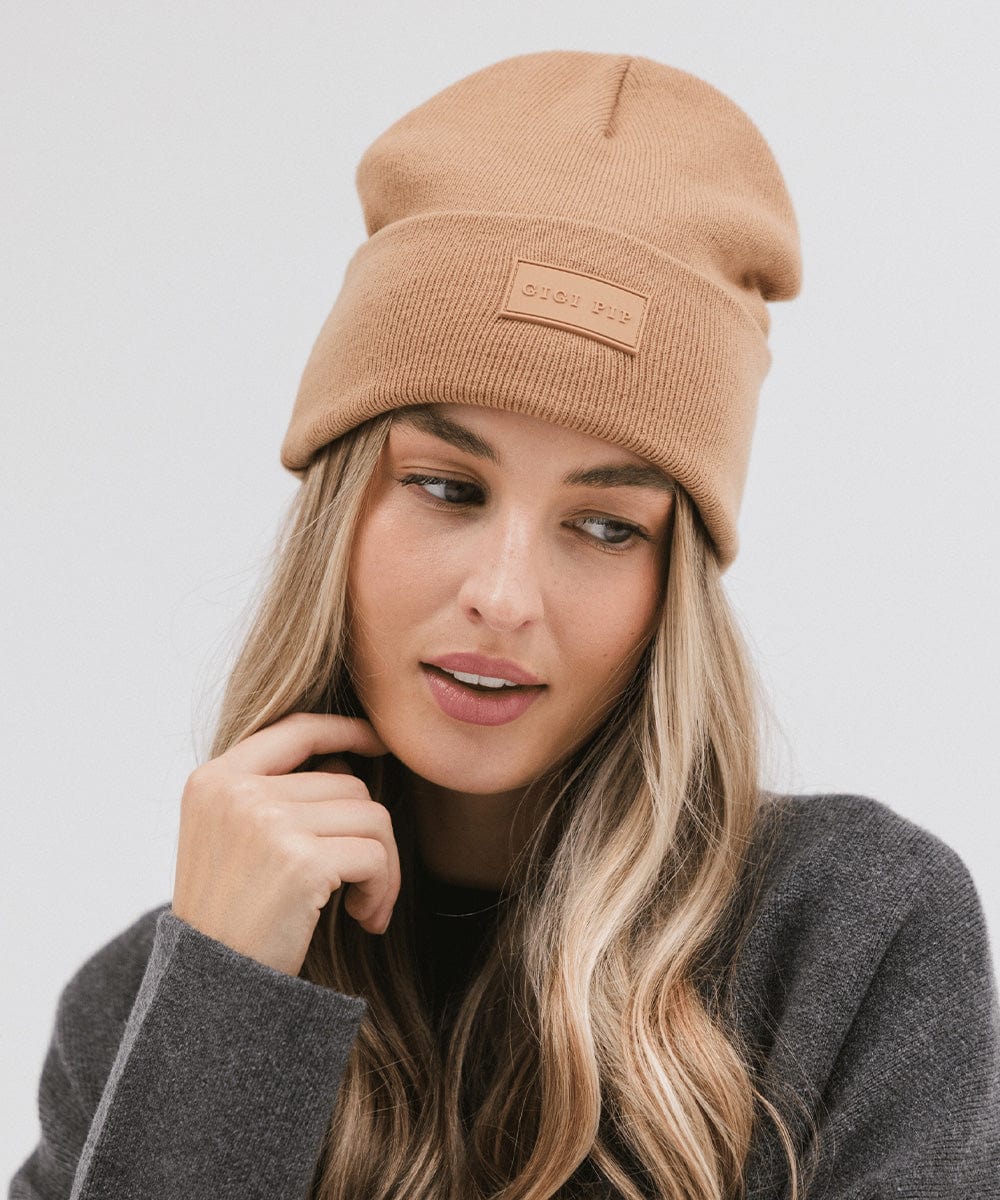 Stylish Pip Knit Beanie for Men & Women - Warm Winter Hat for Outdoor Activities, Hiking, and Casual Wear