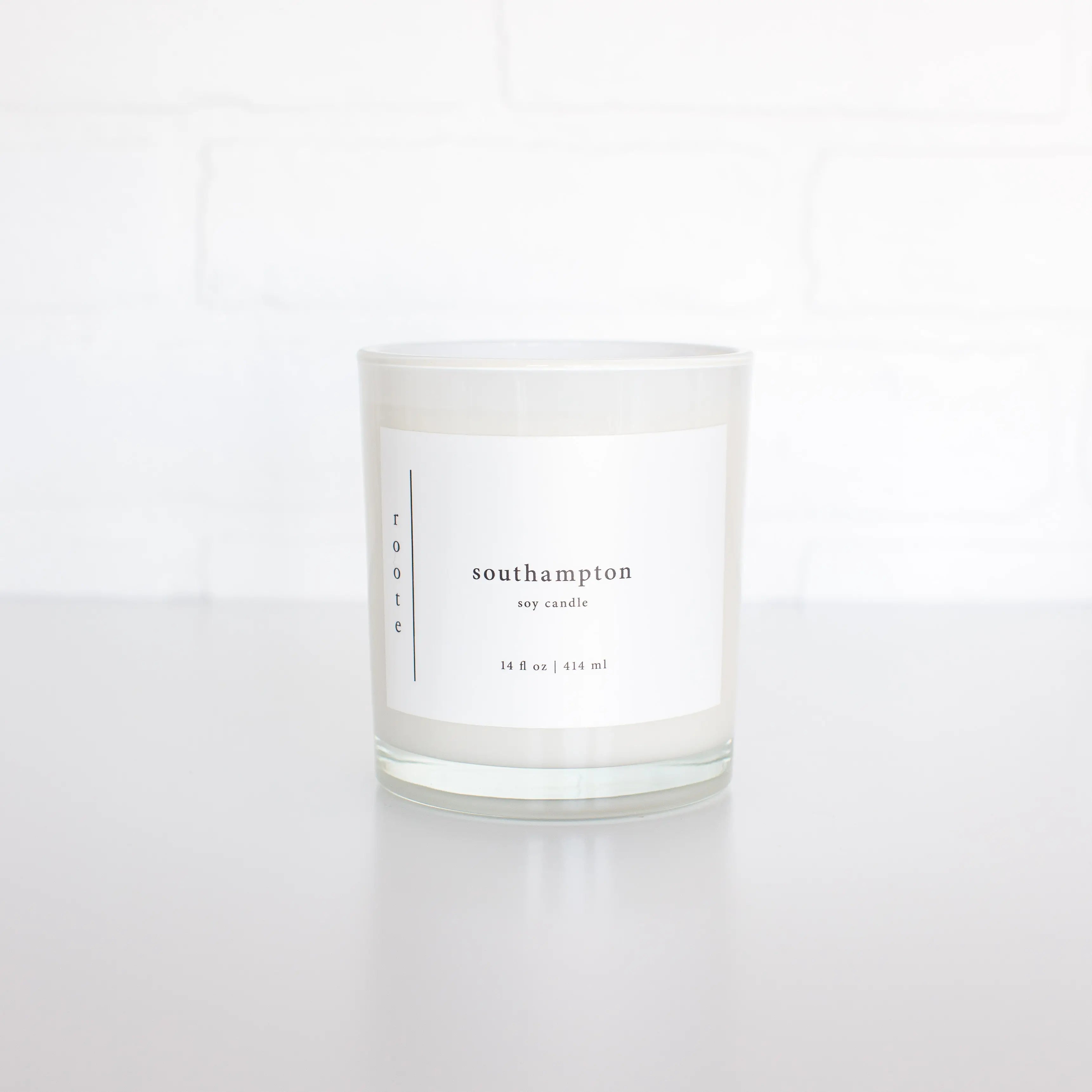 Premium Hand-Poured Soy Wax Candle - Southampton Large Size for Home, Office & Relaxation - Eco-Friendly, Long-Lasting Fragrance