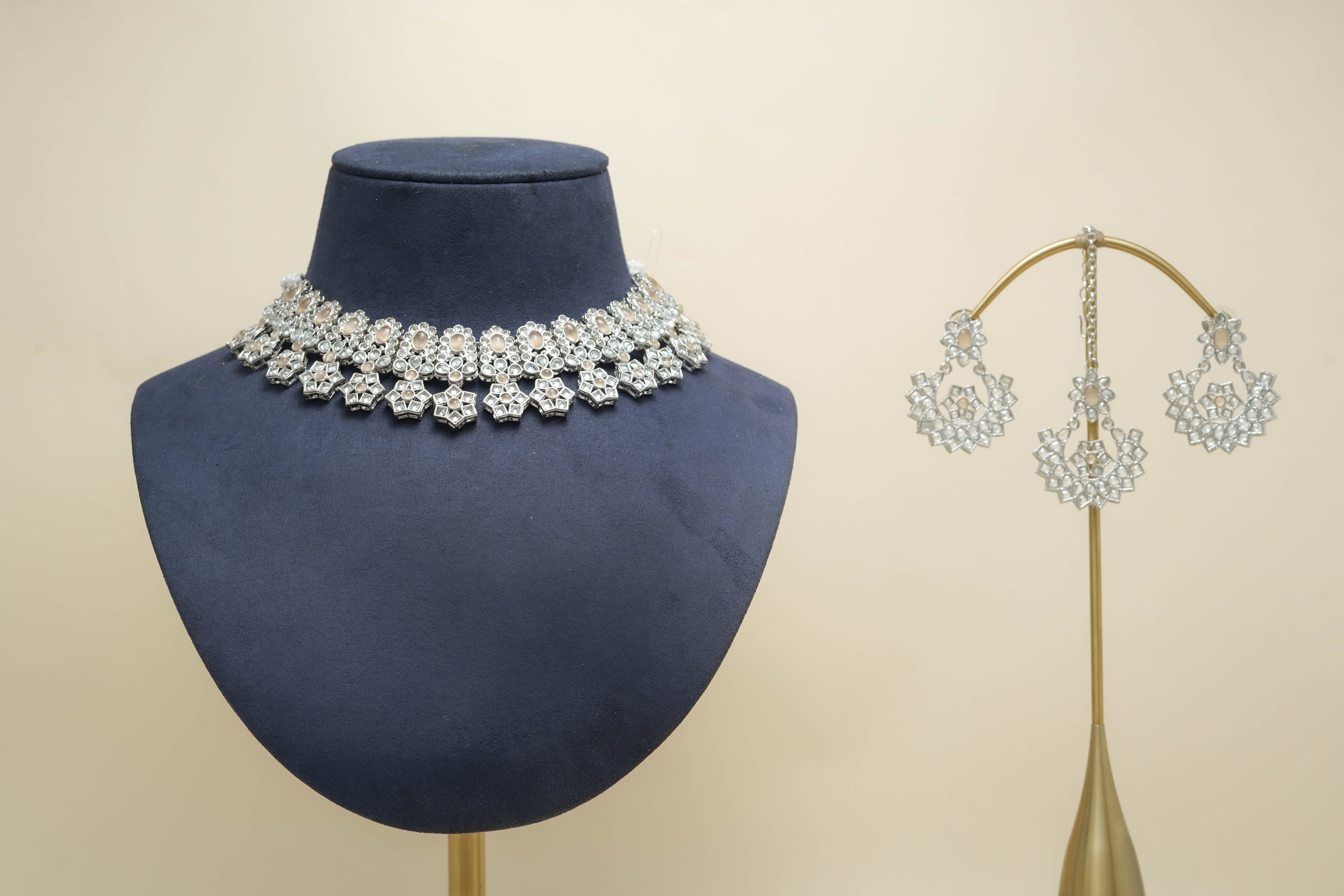 ISHITA POLKI Full Set Jewelry - Traditional Indian Kundan Necklace, Earrings & Bracelet Set for Weddings, Parties & Festive Occasions