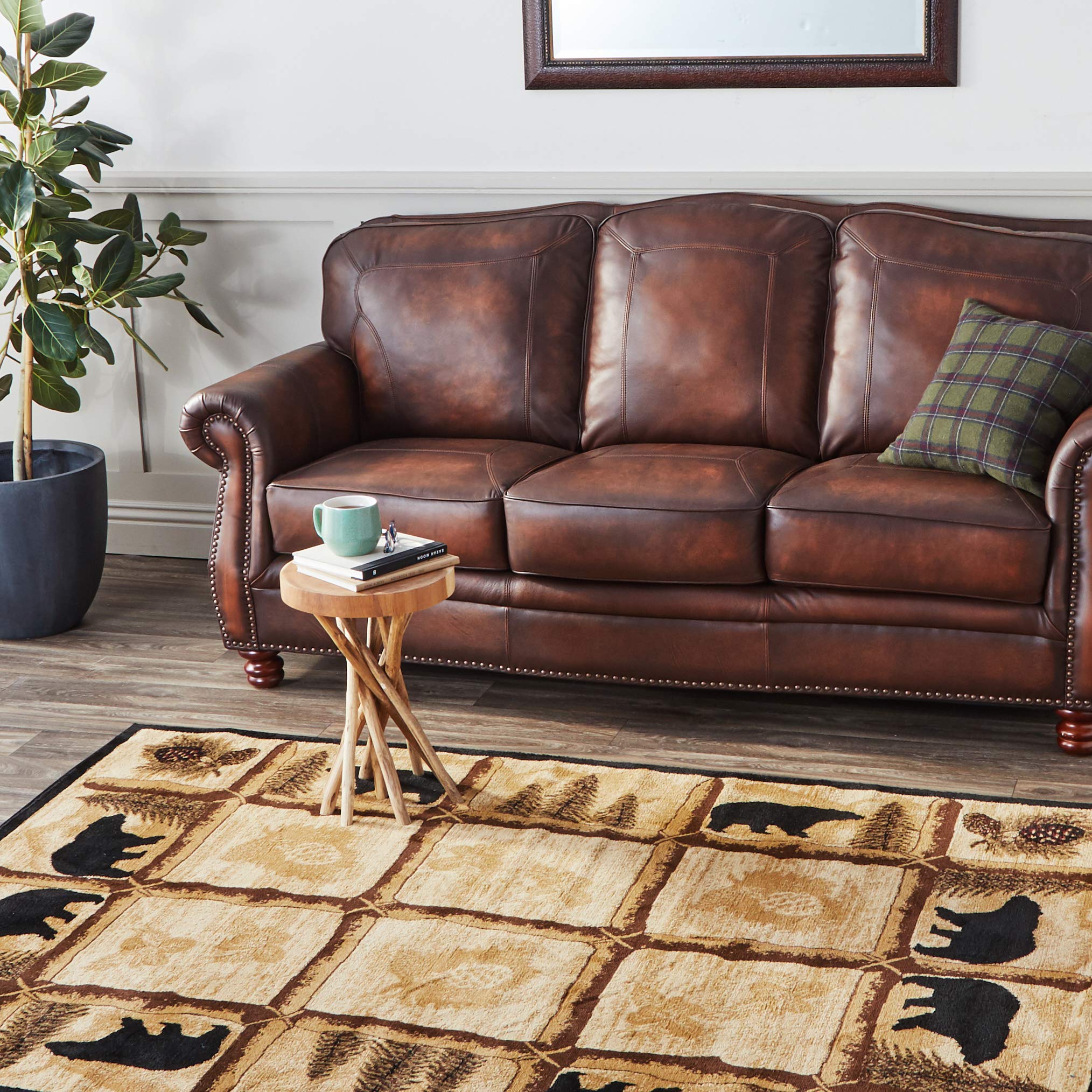 Rustic Lodge Area Rug with Bear Cabin Design - 5'3