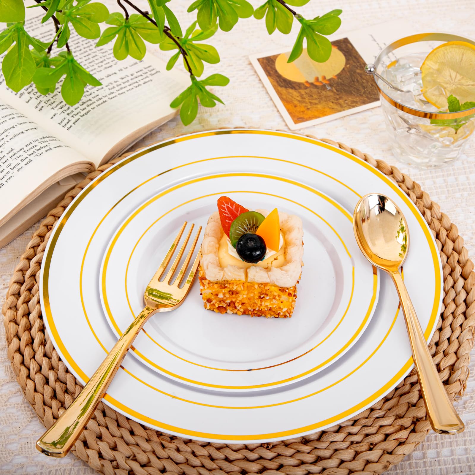 150-Piece Gold Plastic Dinnerware Set Disposable - Heavy Duty Gold Plates, Forks, Knives, Spoons & Cups for 25 Guests | Includes 25 Dinner Plates, 25 Dessert Plates, 25 Forks, 25 Knives, 25 Spoons & 25 Cups | Perfect for Parties, Weddings, BBQs & Events