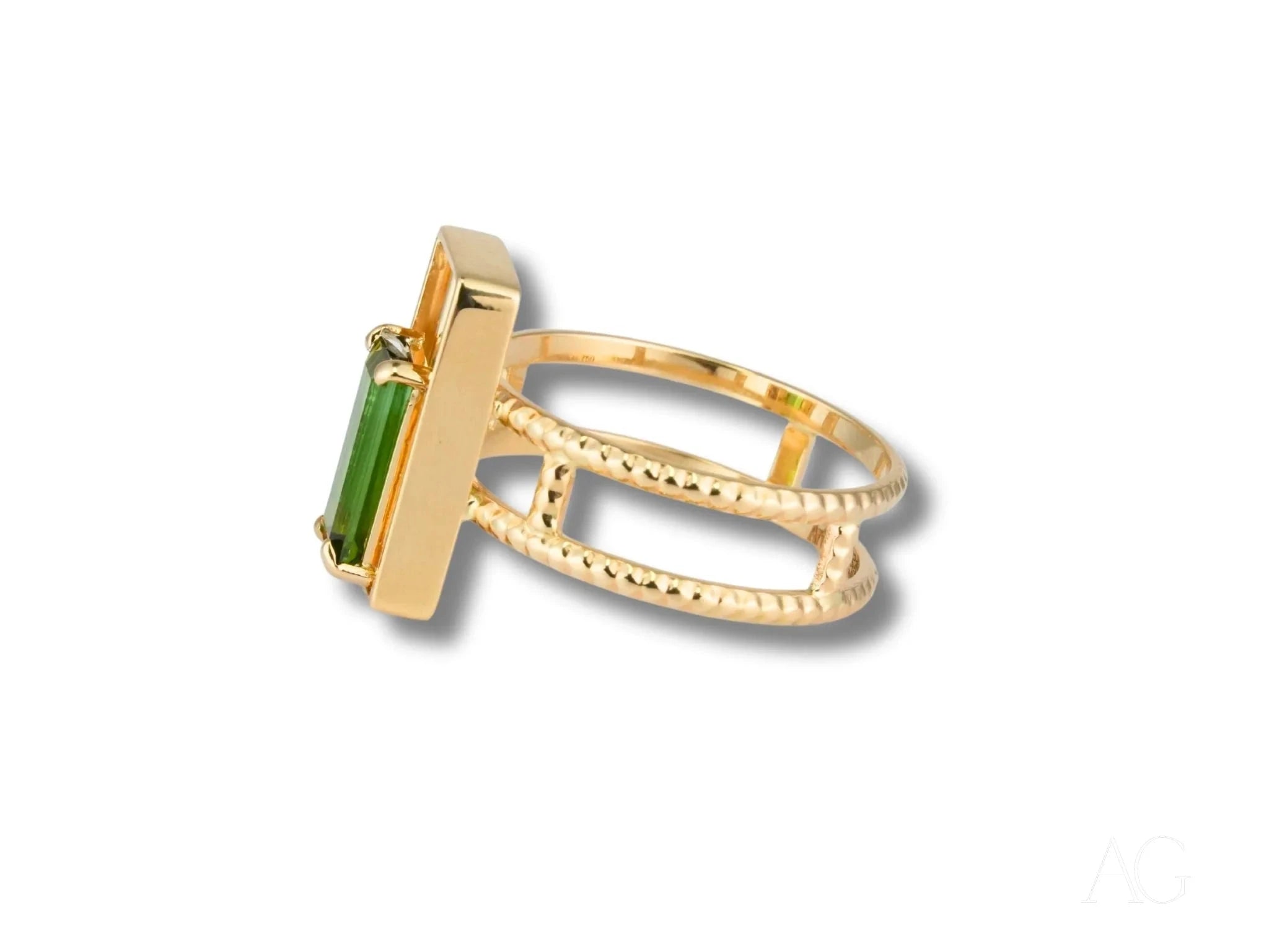 18K Gold Green Tourmaline Slide On Top Ring for Women - Emerald Edge Statement Jewelry - Perfect for Weddings, Parties & Special Occasions