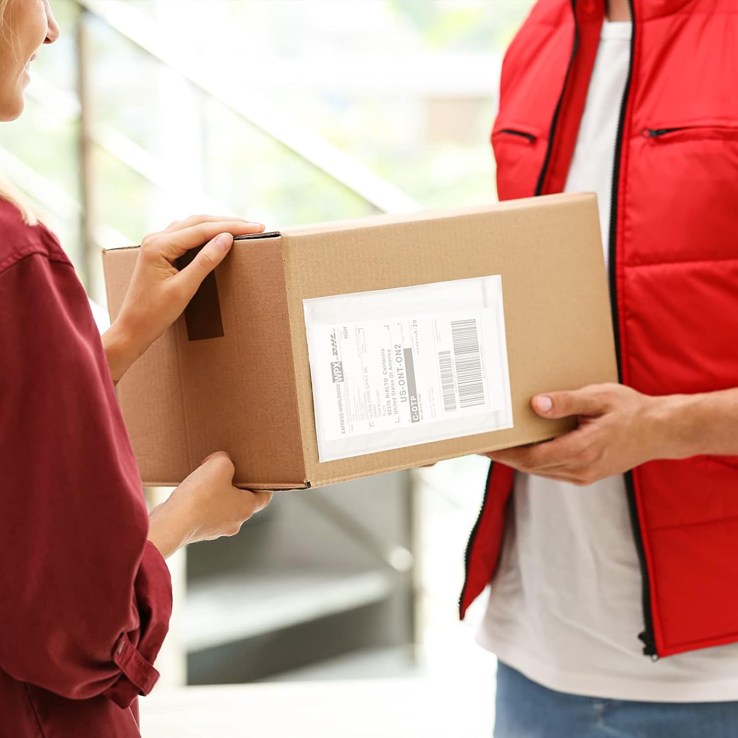 1000 Pack 4.5 x 5.5 Inches Clear Shipping Label Sleeves - Waterproof & Tear Proof Mailing Label Pouches with White Back - Perfect for Packing Slips, Shipping Labels & Document Protection (Ideal for Ecommerce, Logistics & Office Use)