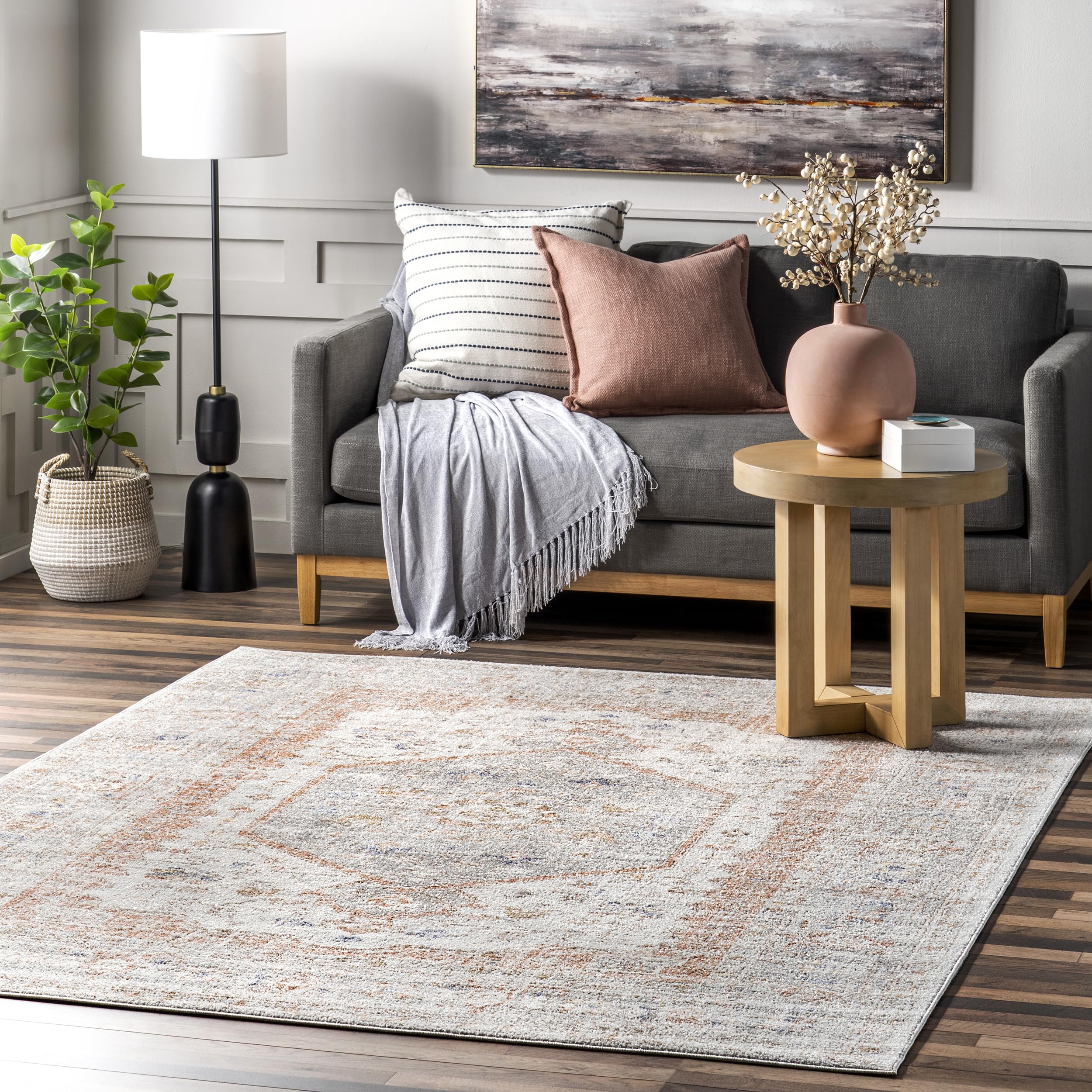 nuLOOM Jacquie Vintage Floral 5'x5' Square Area Rug - Transitional Silver Ivory Indoor Rug for Living Room, Bedroom, Dining Room & Kitchen | Soft Floor Covering for Home Decor & Cozy Spaces