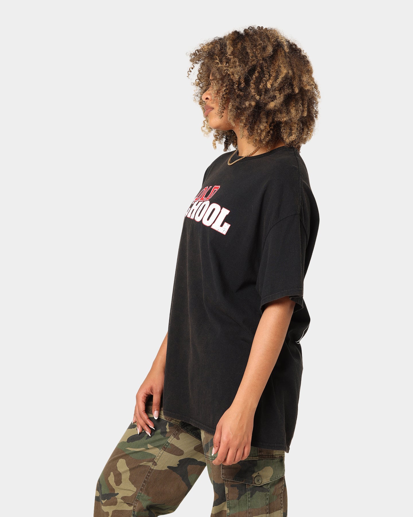 Vintage Old School T-Shirt - Black Wash Distressed Retro Tee for Men & Women | Perfect for Casual Wear, Street Style & 90s Fashion Outfits