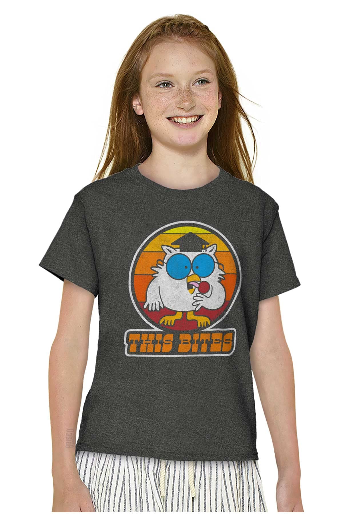 Funny Mr Owl Tootsie Pop Crewneck T-Shirt for Boys & Girls - Cute Cartoon Graphic Tee for School, Casual Wear & Family Outings