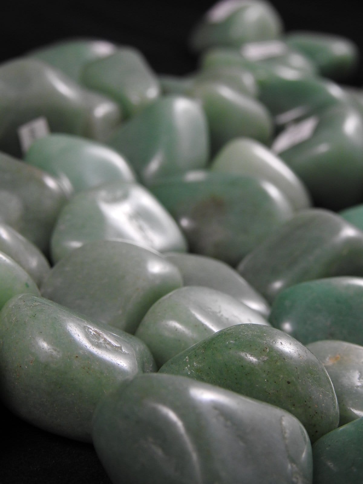Healing Aventurine Tumbled Stones - Natural Green Aventurine Crystals for Chakra Balancing, Meditation & Jewelry Making - Perfect for Reiki, Home Decor & Spiritual Gifts