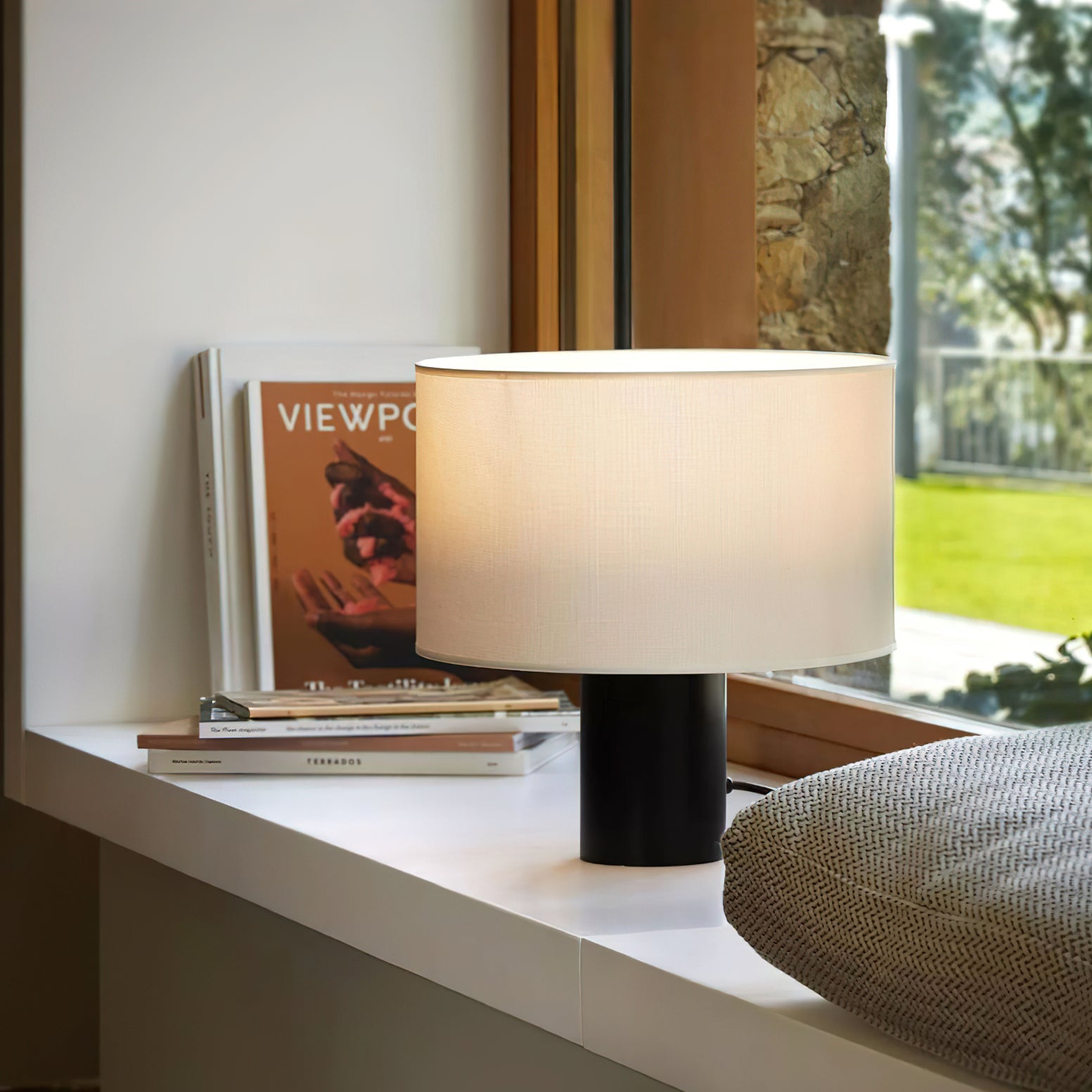 Estiluz Cyls Table Lamp - Modern LED Desk Light for Home Office, Bedroom & Living Room - Stylish Lighting for Reading, Working & Decor
